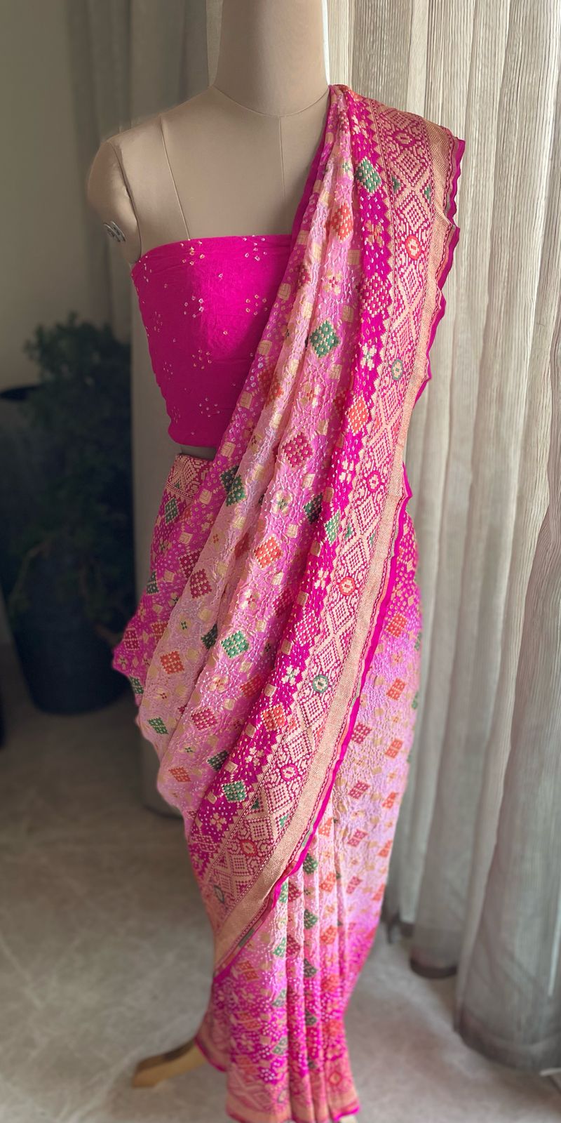 Aaftaab - Beauty of My Beloved Meenakari Saree
