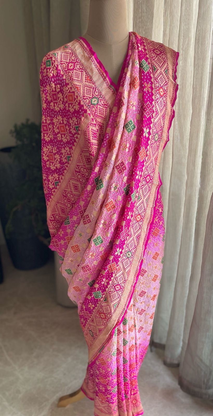 Aaftaab - Beauty of My Beloved Meenakari Saree