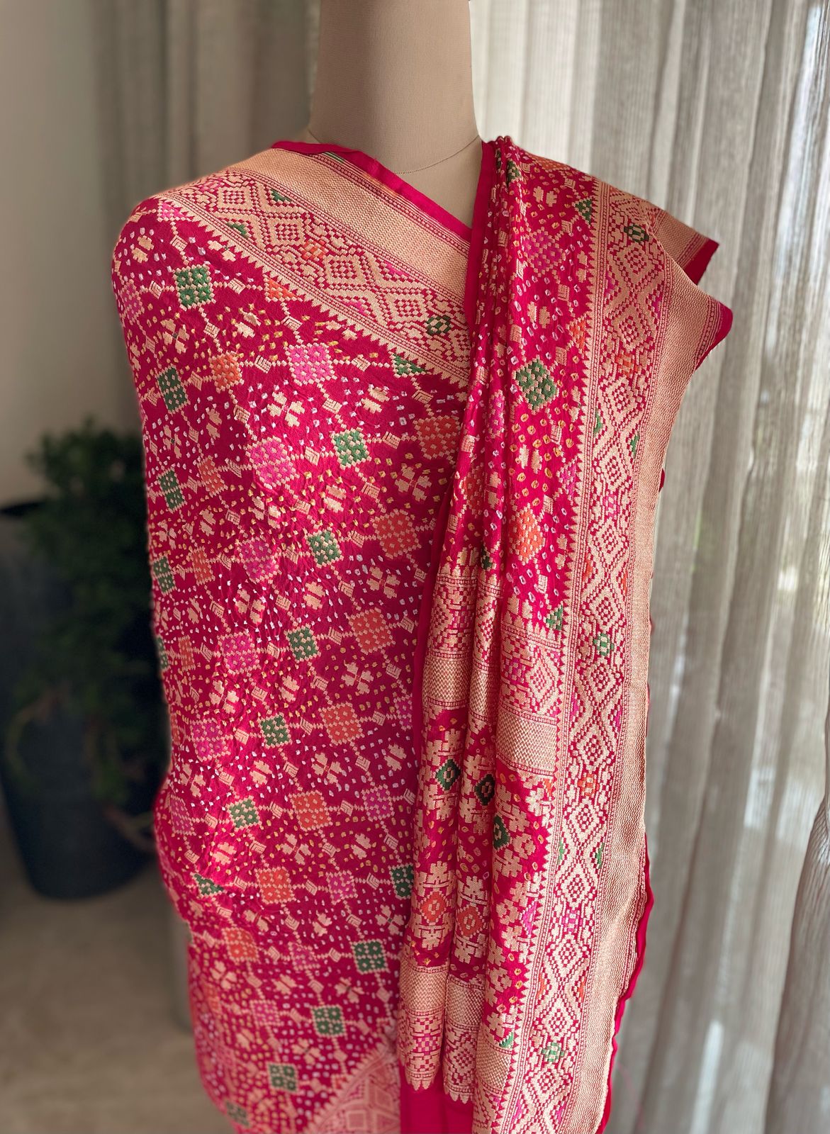 Vidushi - Wise Meenakari Dupatta