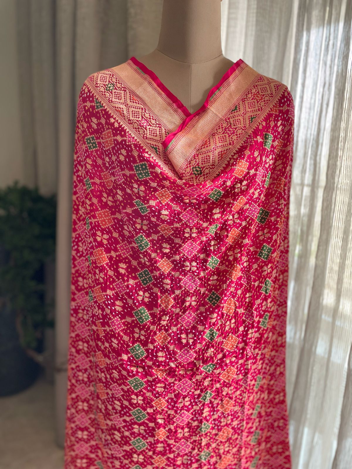 Vidushi - Wise Meenakari Dupatta