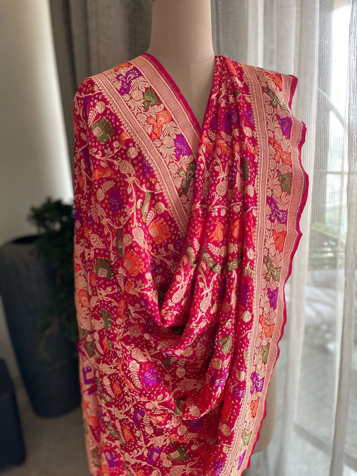 Anamika - Ring Finger Meenakari Motif Dupatta