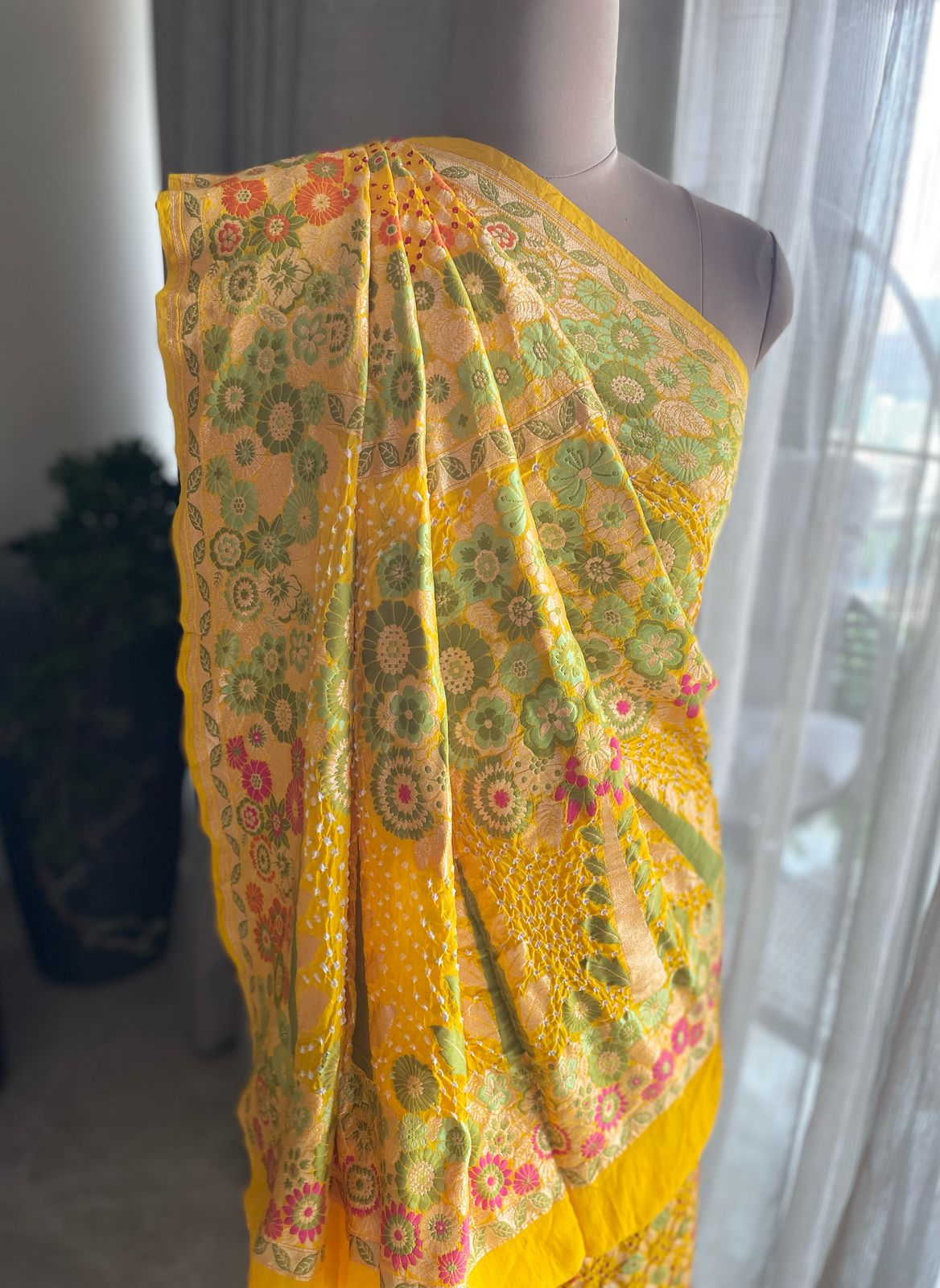 Riya - A Gem Meenakari Motif Saree
