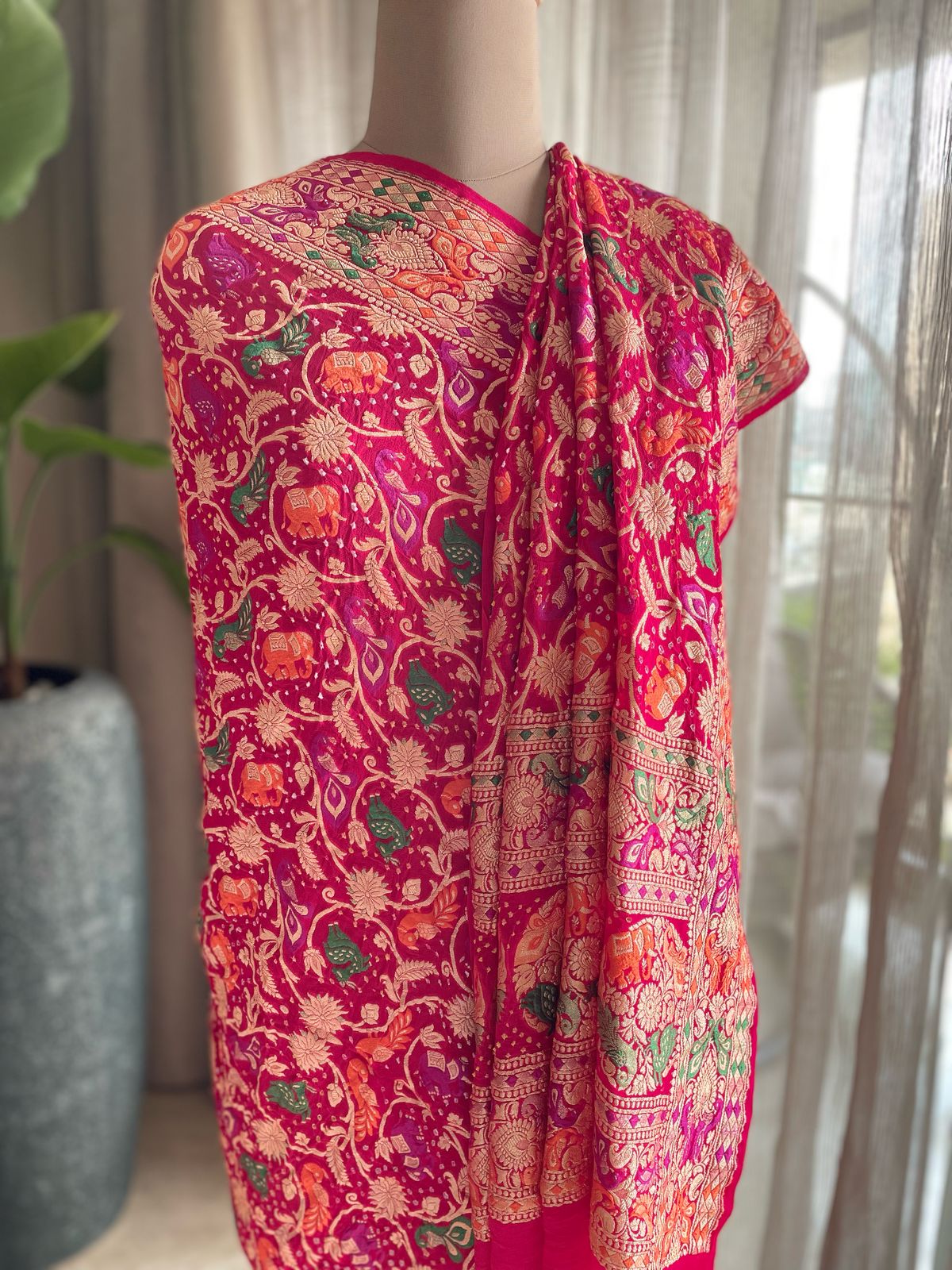 Itisha - Beautiful Meenakari Motif Dupatta