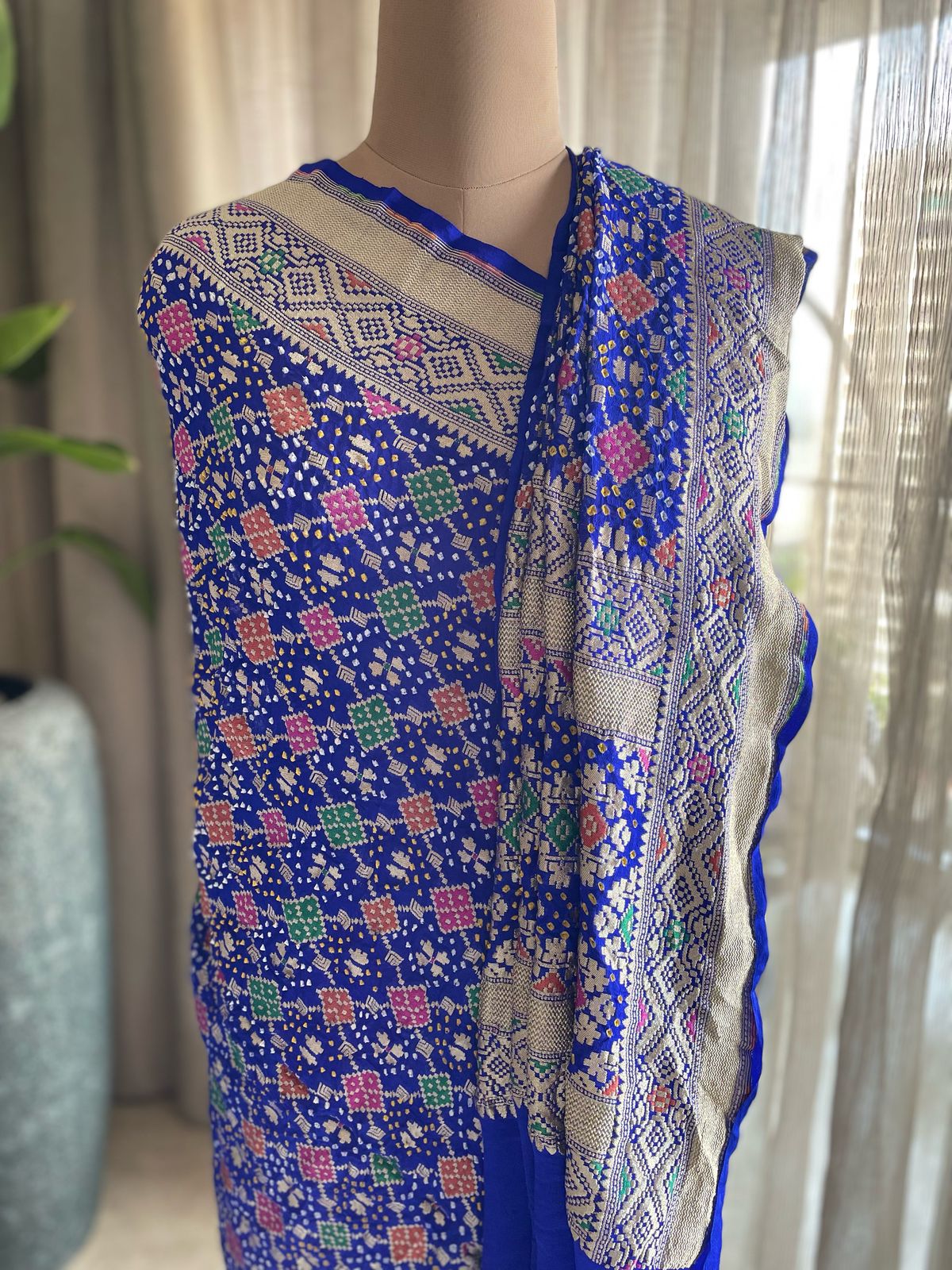 Noor - The Eternal Divinity Meenakari Dupatta