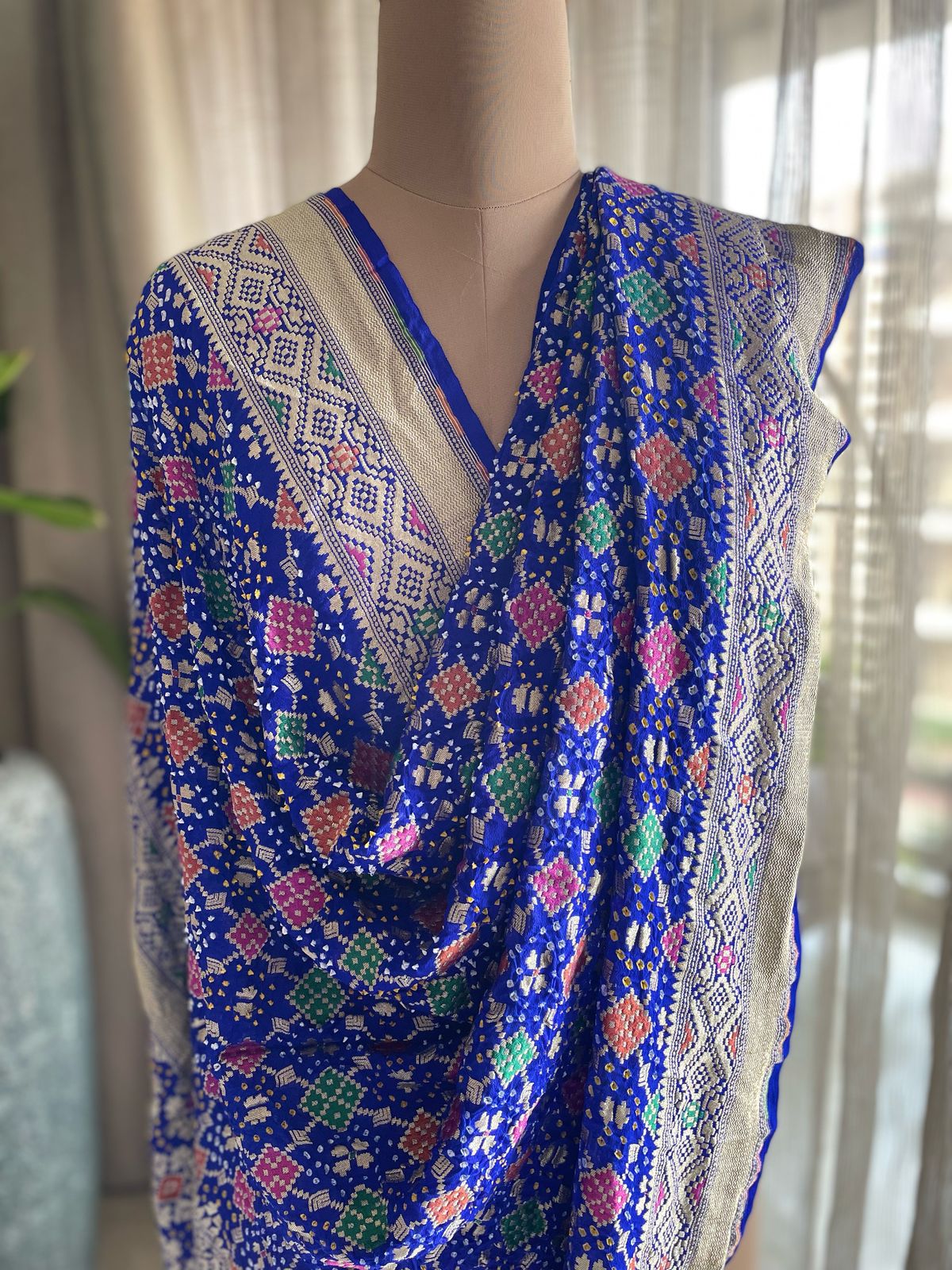 Noor - The Eternal Divinity Meenakari Dupatta