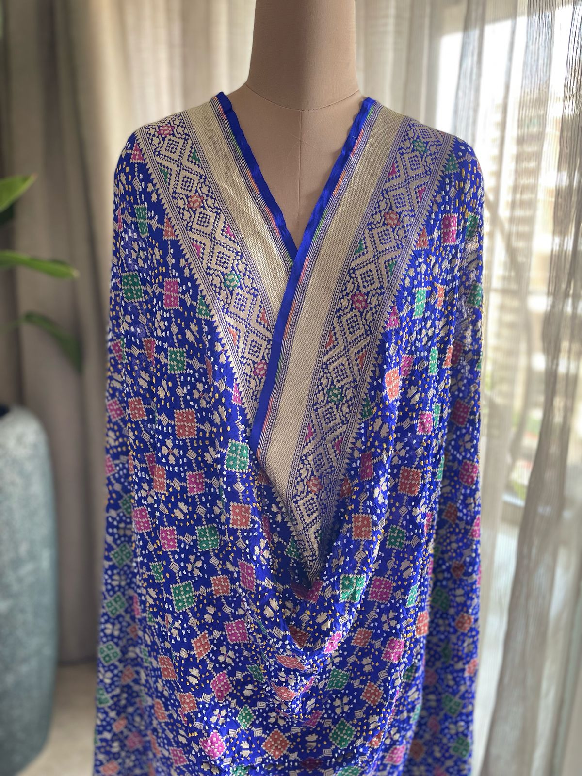 Noor - The Eternal Divinity Meenakari Dupatta