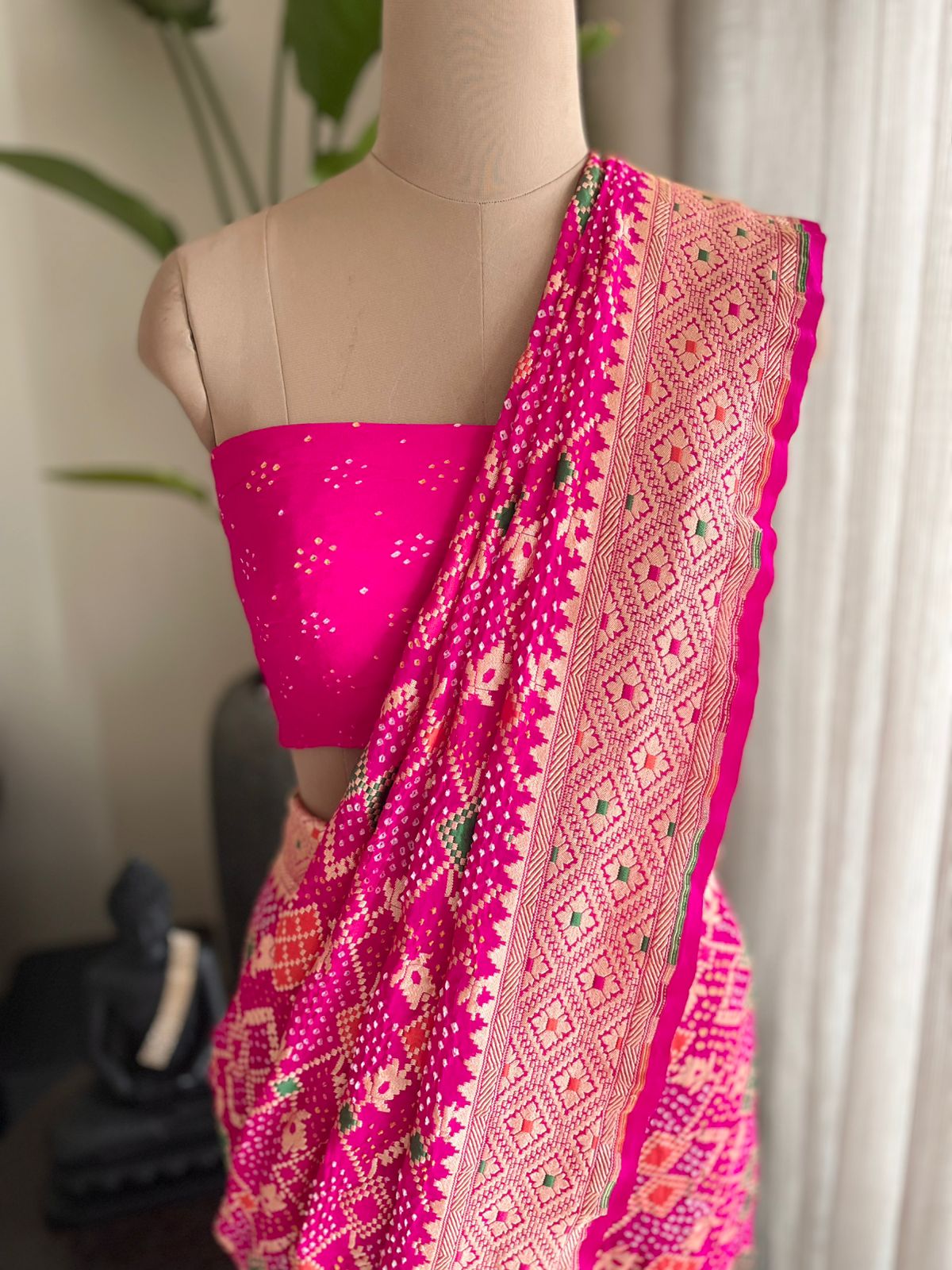 Revathi - The Beauty Of Stars Meenakari Saree