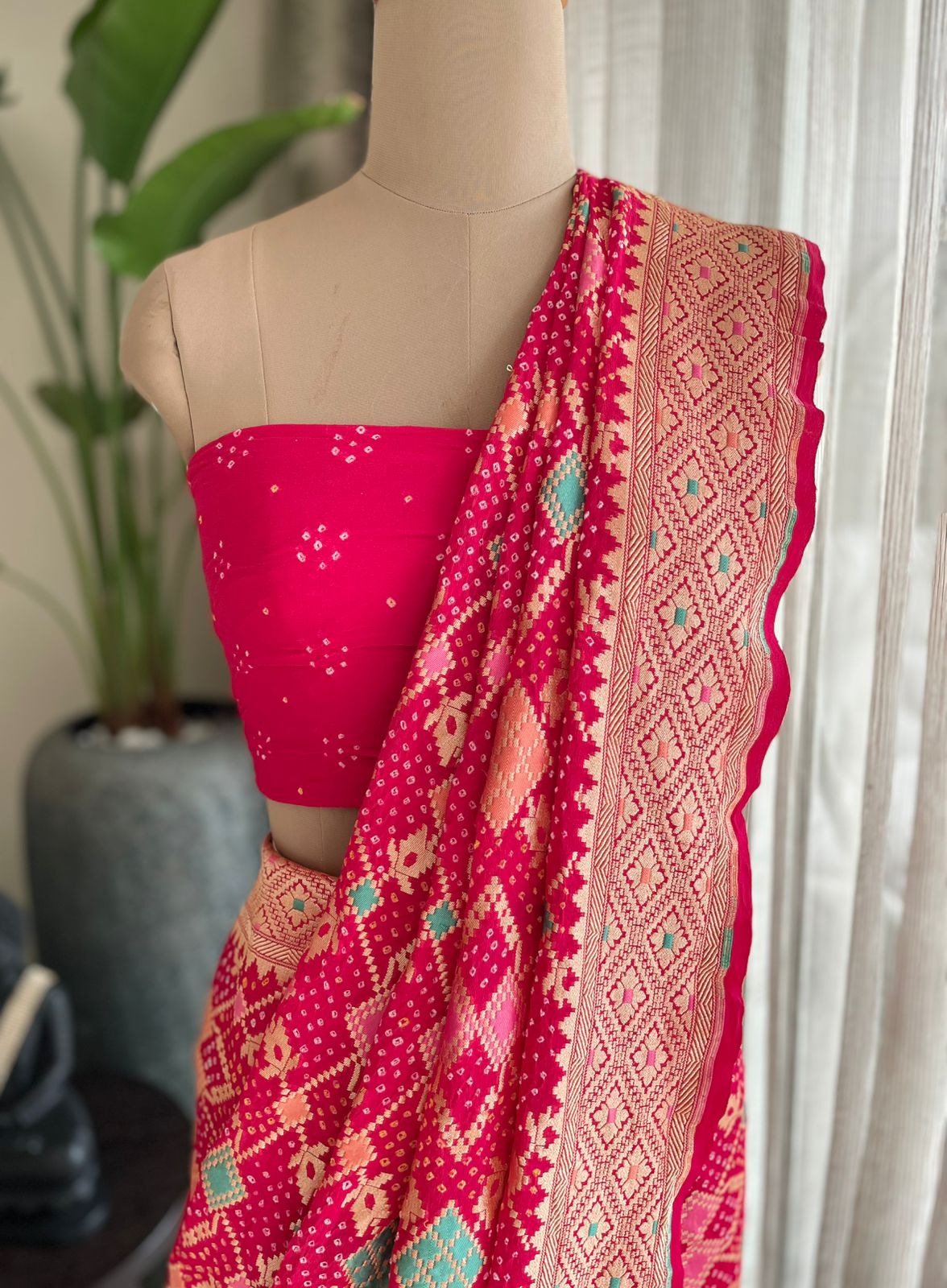 Sanjana - Gentle Meenakari Saree