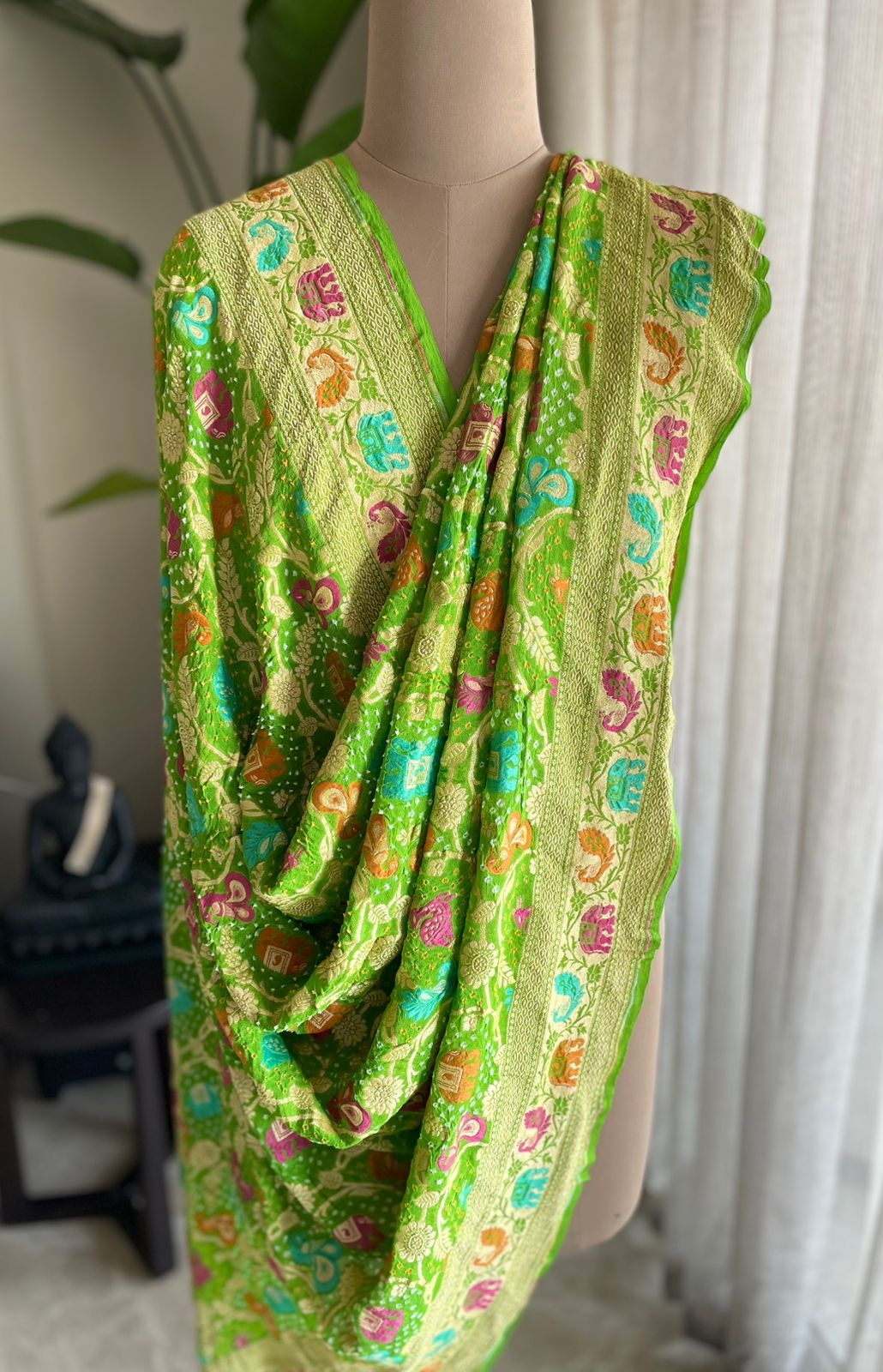 Akriti - Figure or Form Meenakari Motif Dupatta