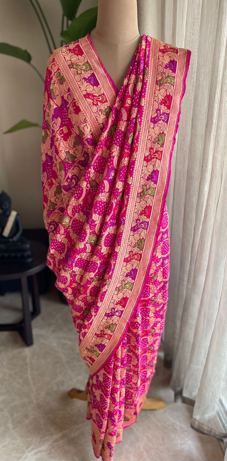 Apeksha - Hope Meenakari Motif Saree