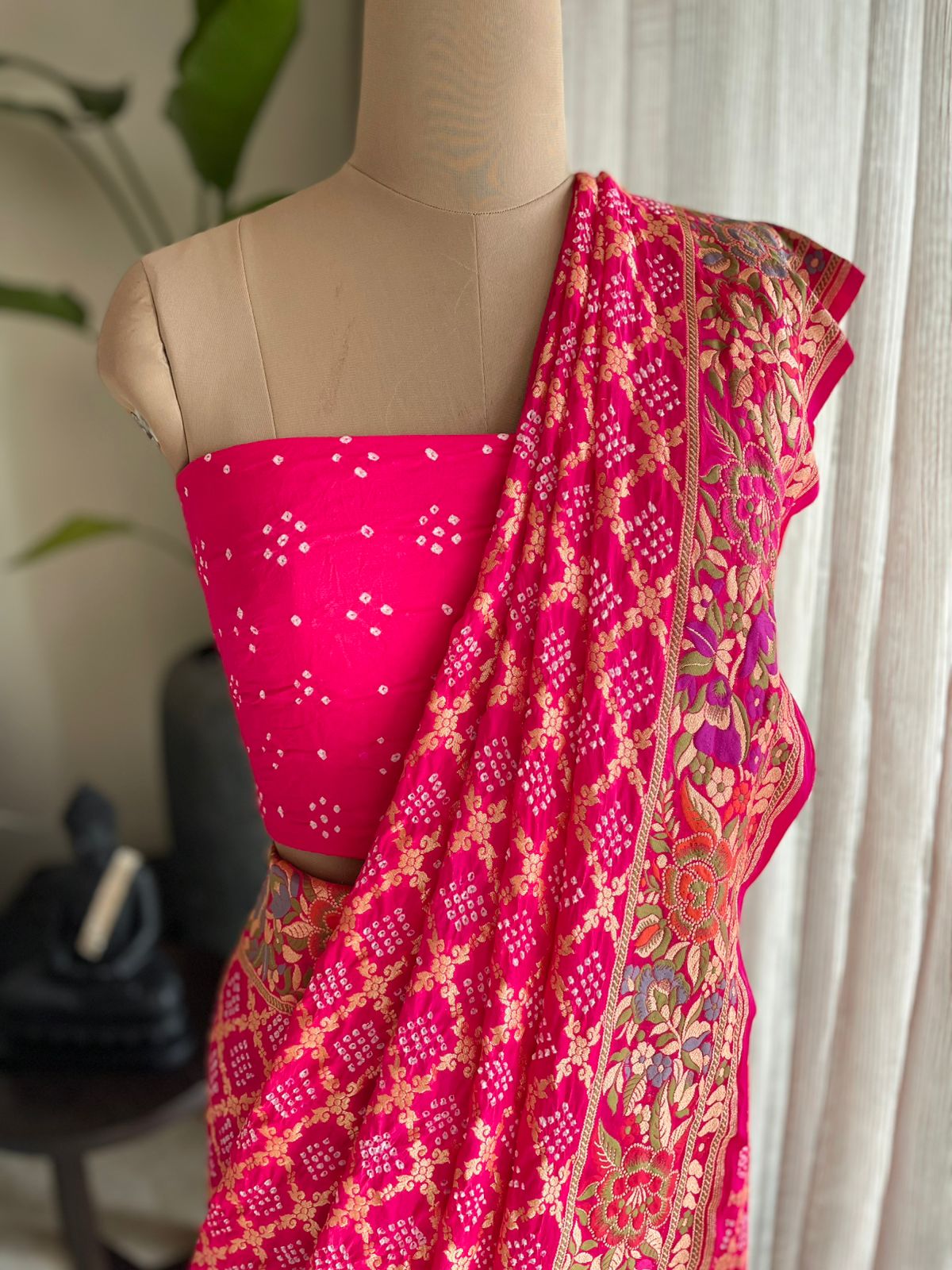 Chaitaly - An Ancient City Meenakari Motif Saree