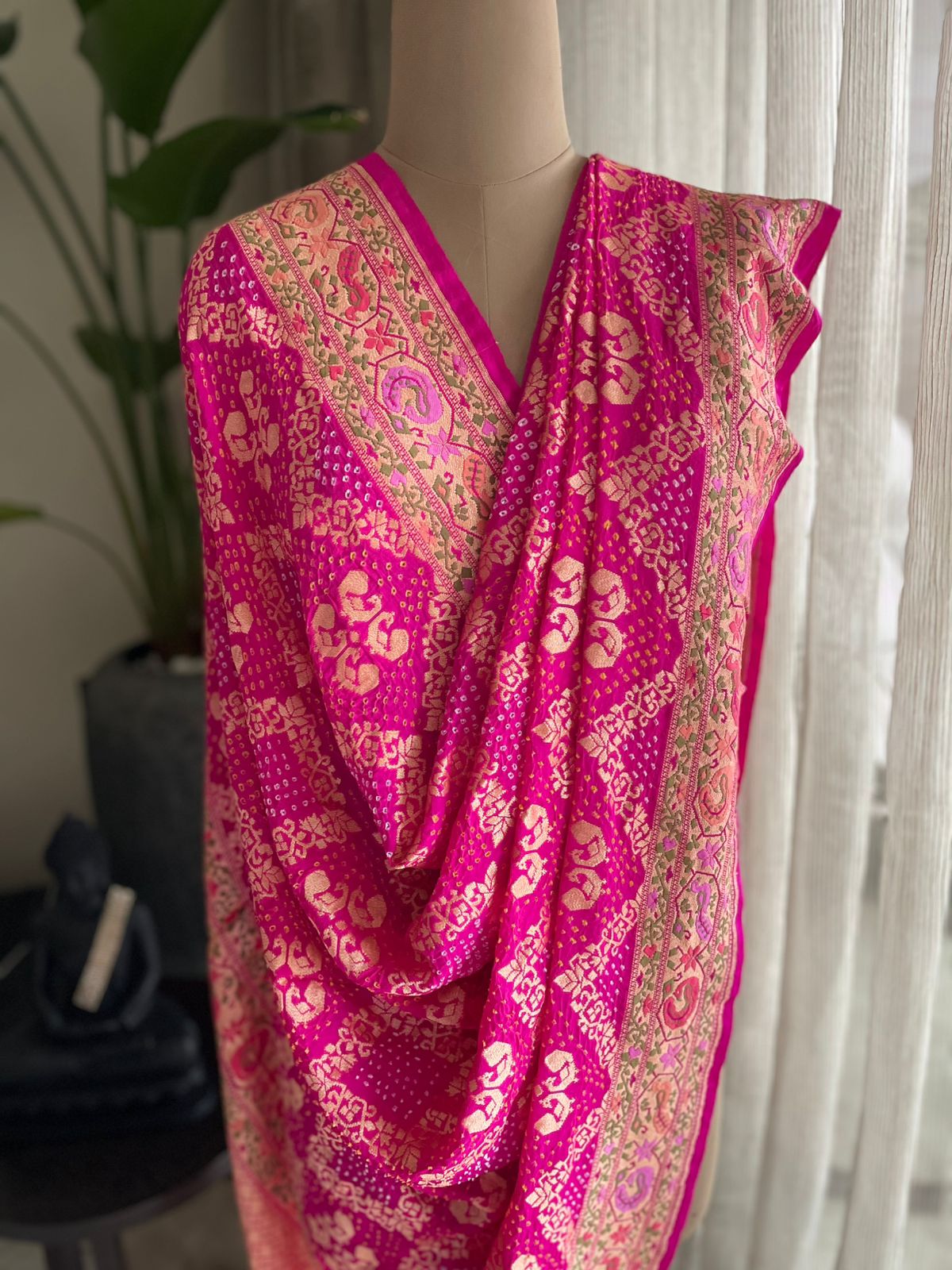 Apoorva - One of a Kind Meenakari Motifs Dupatta