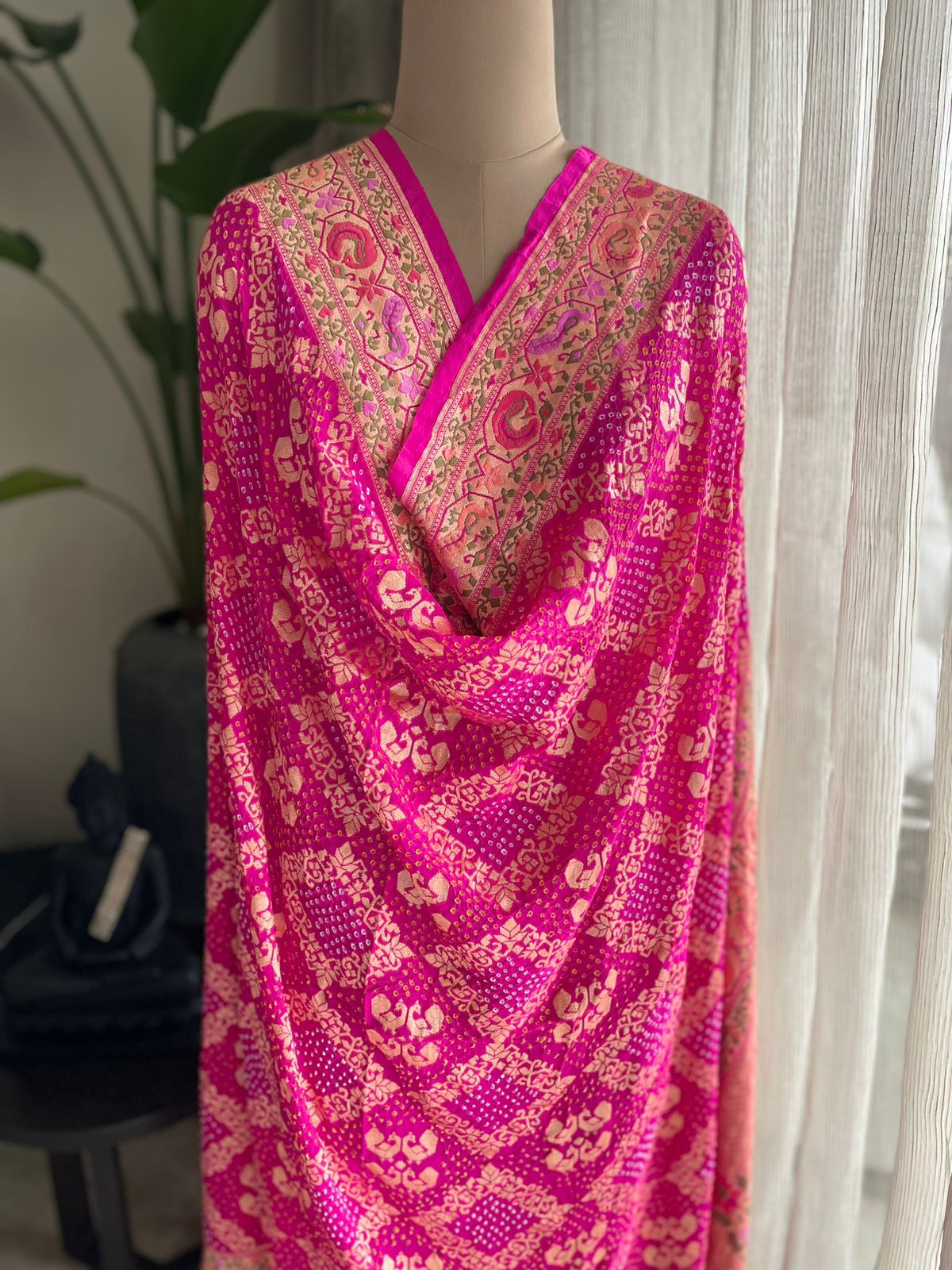 Apoorva - One of a Kind Meenakari Motifs Dupatta