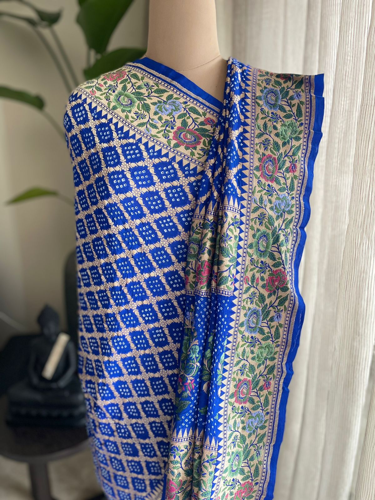 Rithvi - The Beauty Of Colours Meenakari Motif Dupatta