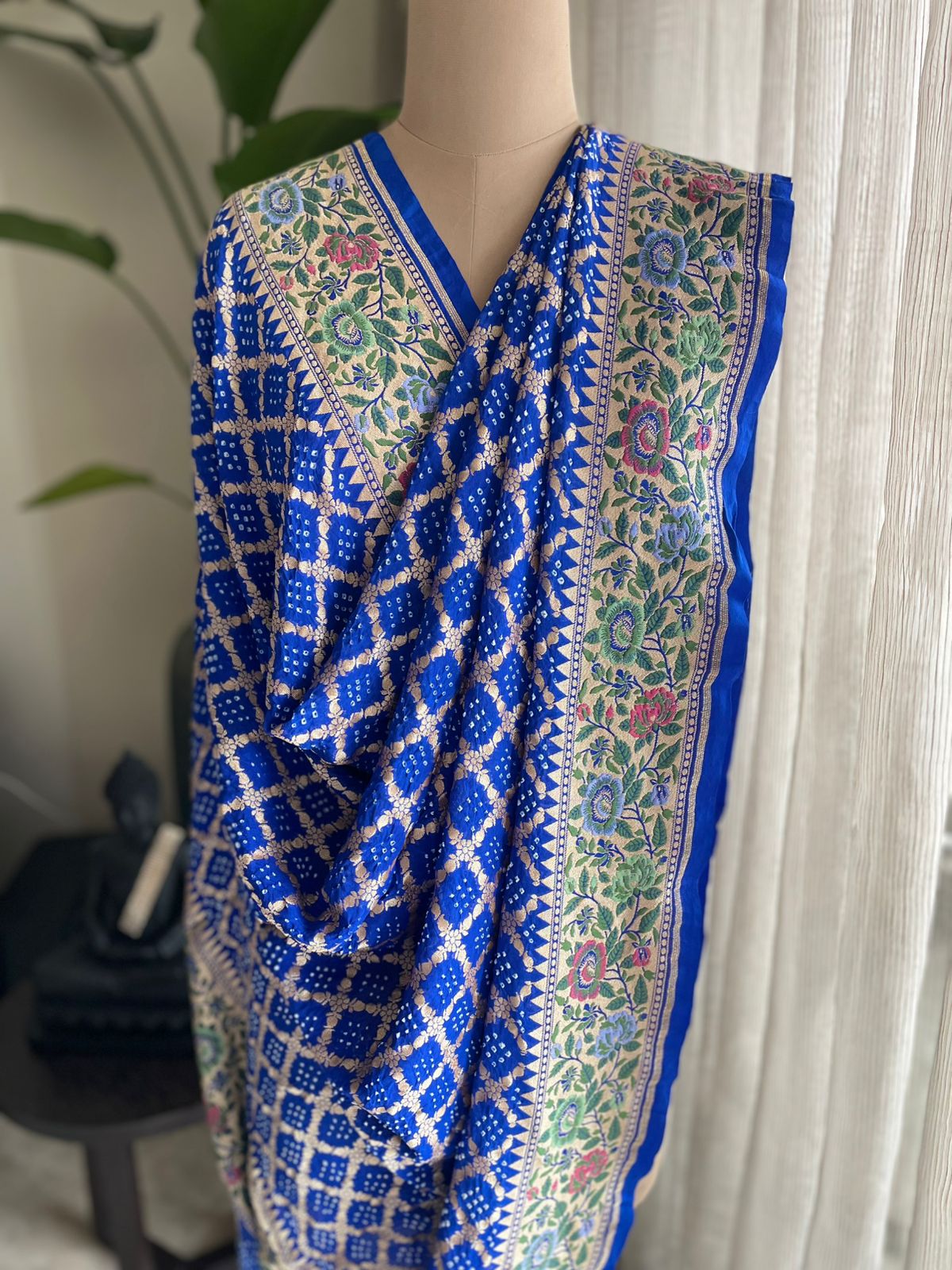 Rithvi - The Beauty Of Colours Meenakari Motif Dupatta