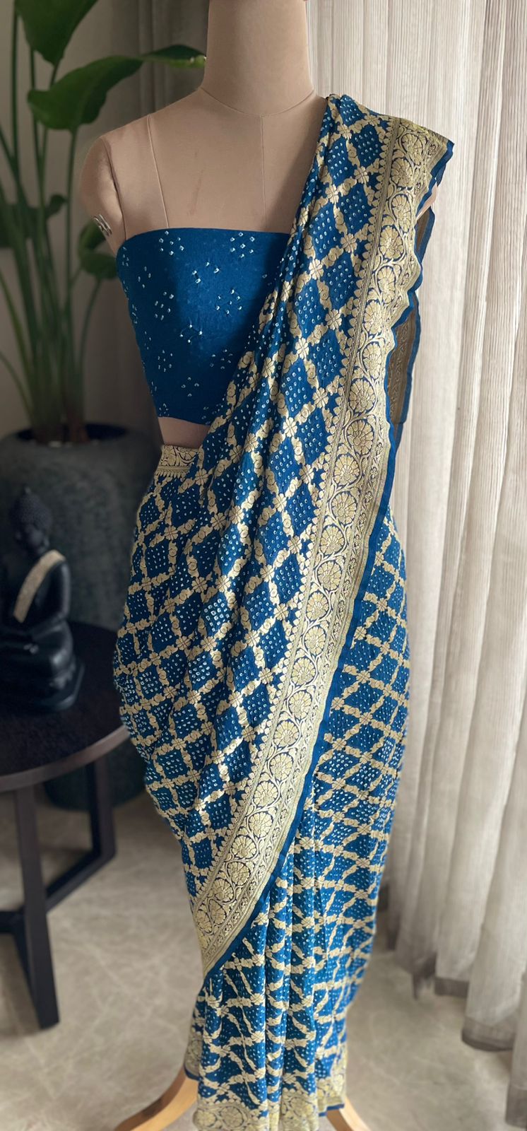 Kanika - Heart of Gold Saree