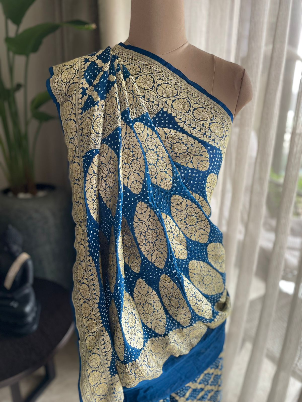 Kanika - Heart of Gold Saree