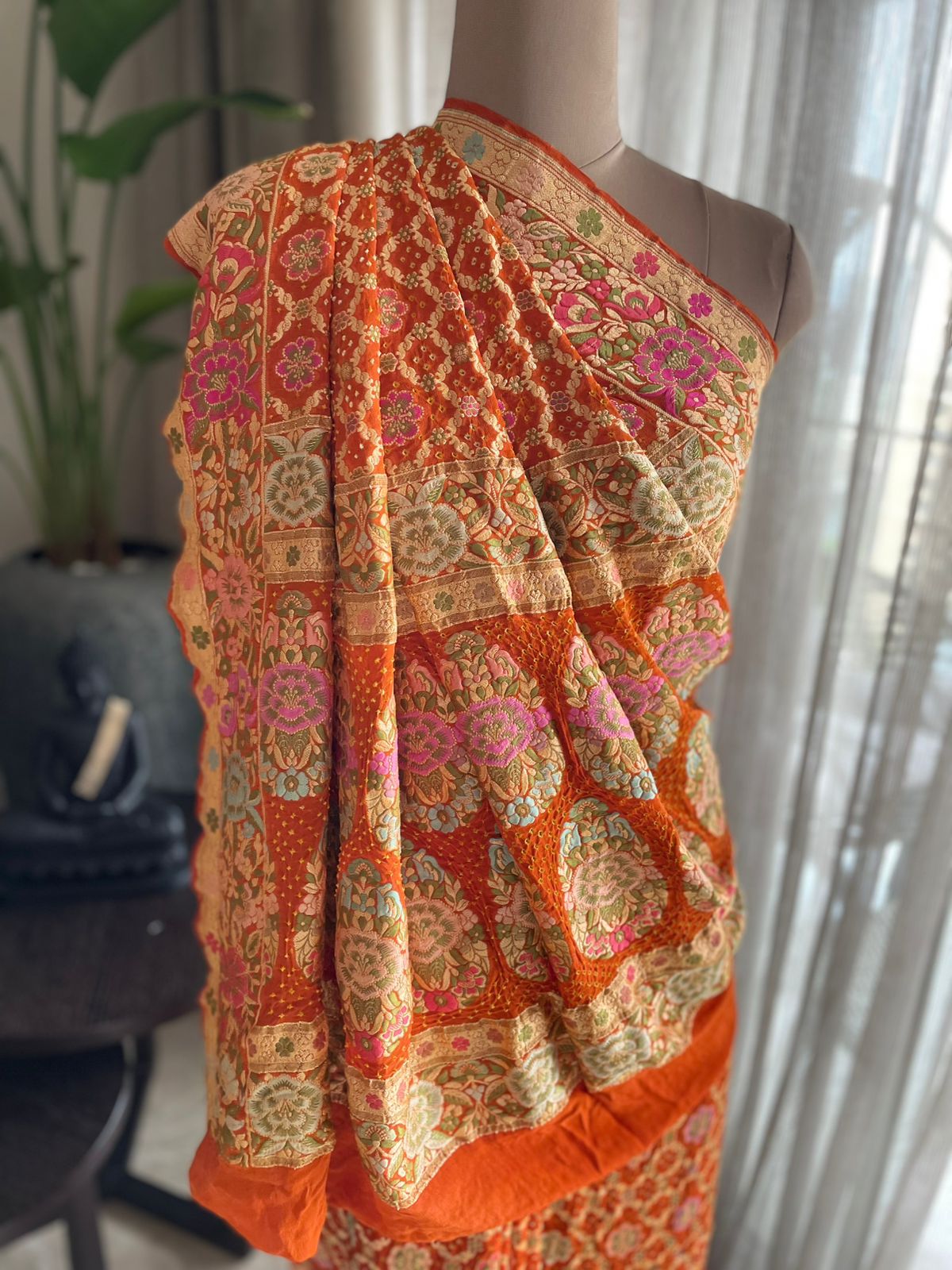 Ritija - Courageous Meenakari Motif Saree