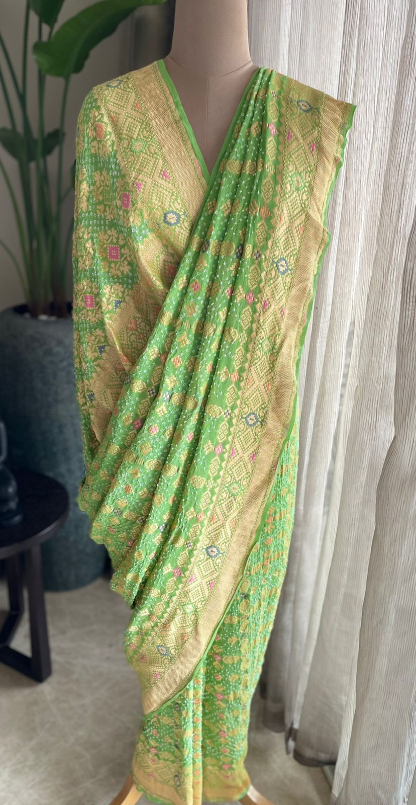 Nazaakat - The Expression of Love Meenakari Saree
