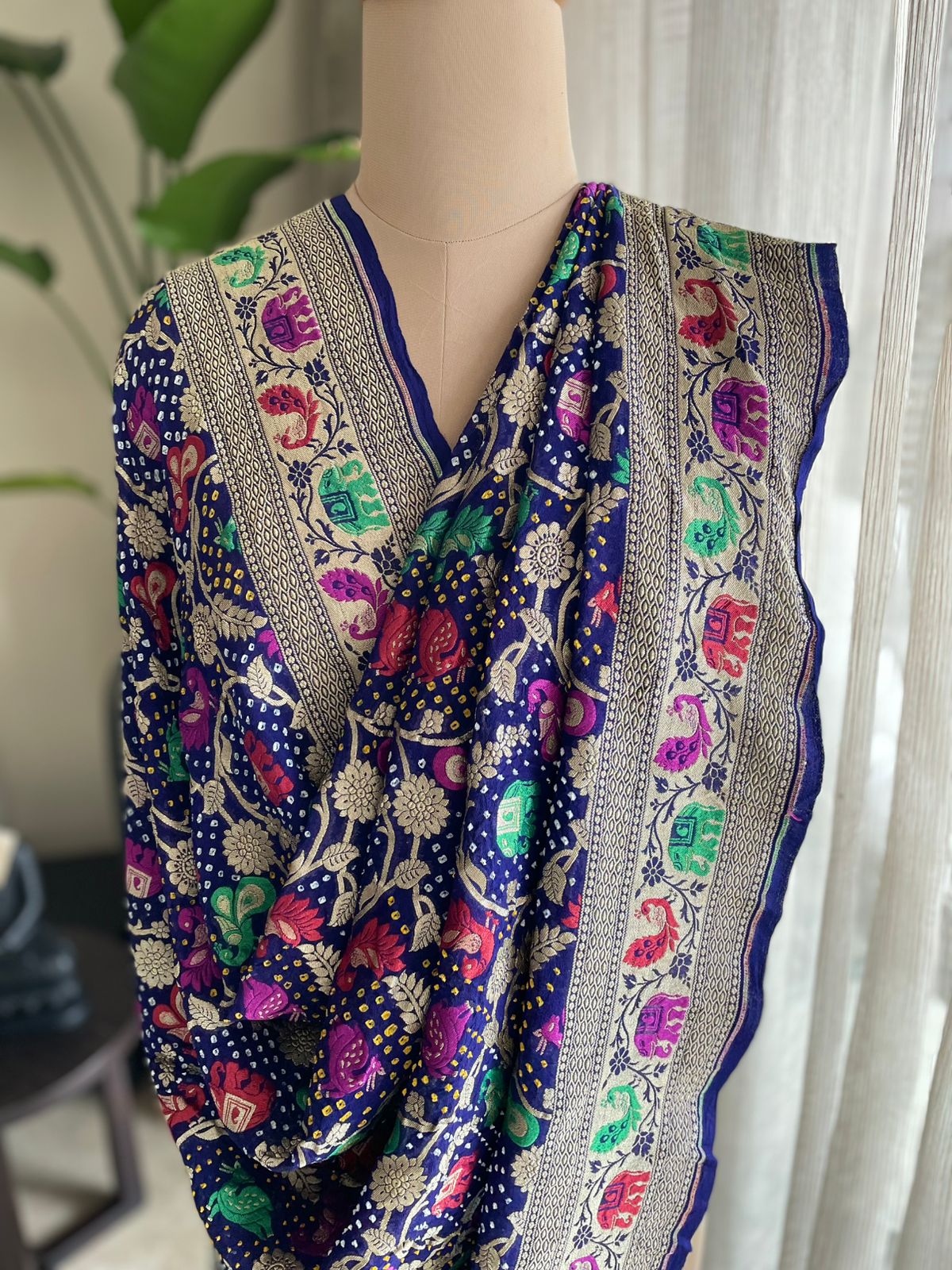 Rajwada - Bespoke Royalty Meenakari Motif Dupatta