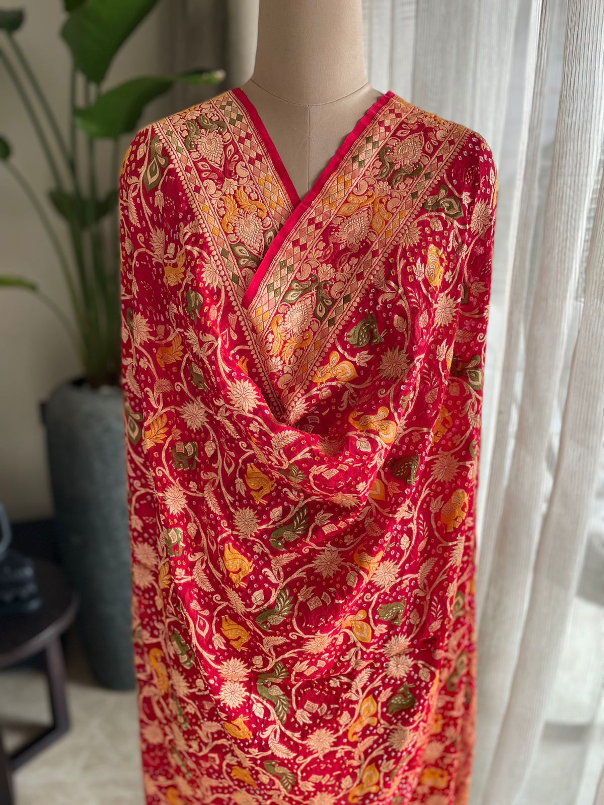 Disha - Right Direction Meenakari Motif Dupatta