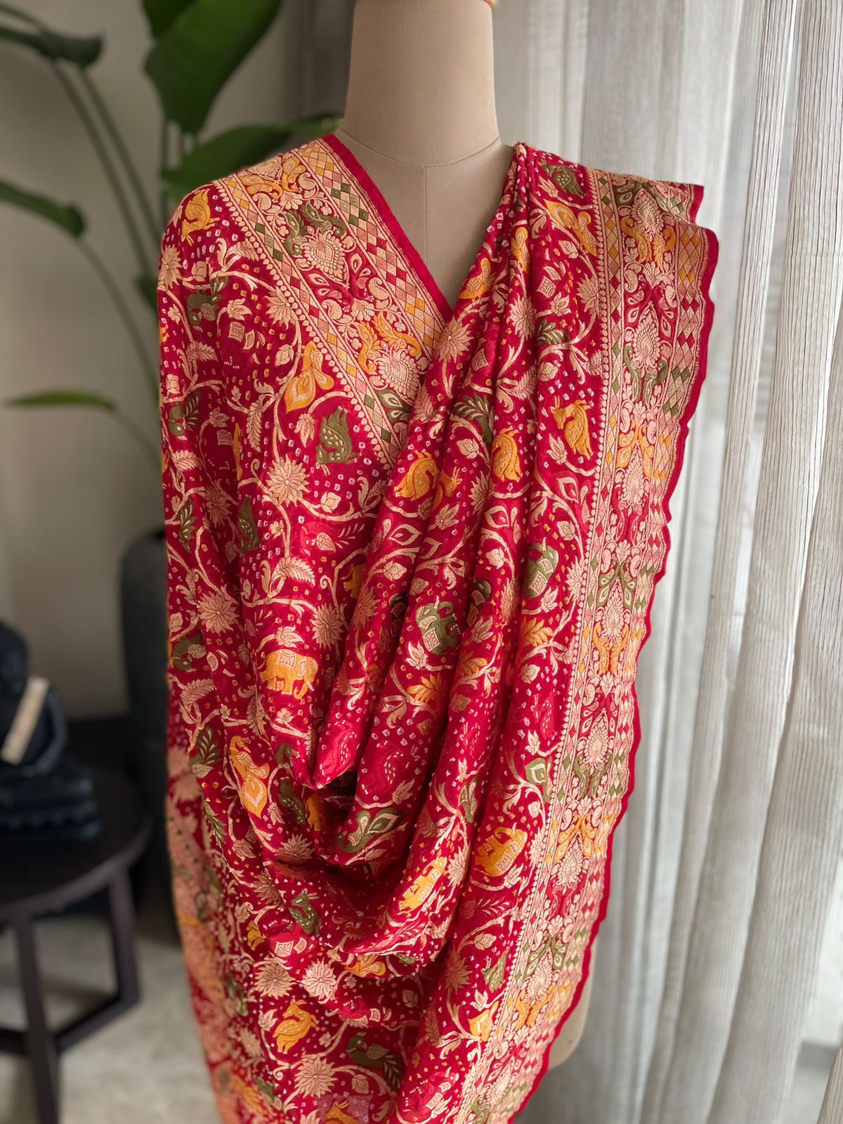 Disha - Right Direction Meenakari Motif Dupatta
