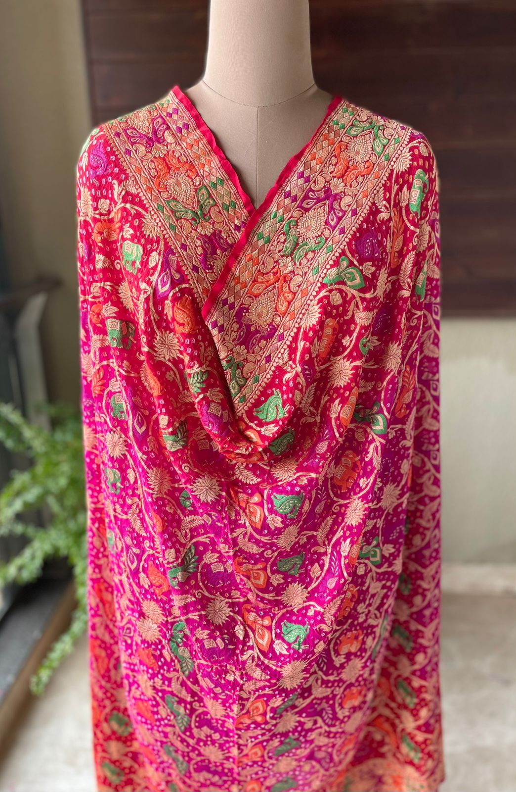 Abisha - God's gift Meenakari Motif Dupatta