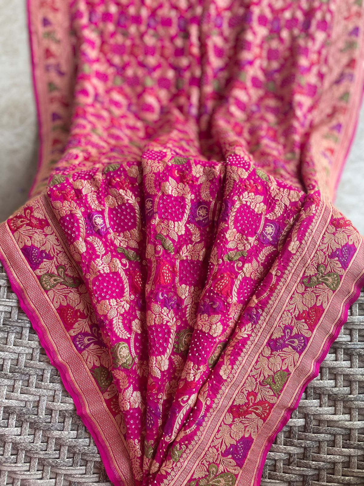 Apeksha - Hope Meenakari Motif Saree