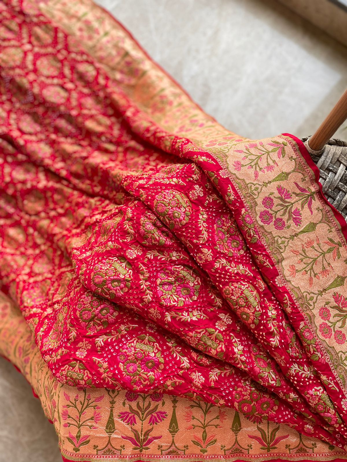 Mitali - Bond Between Friendship Meenakari Motif Saree
