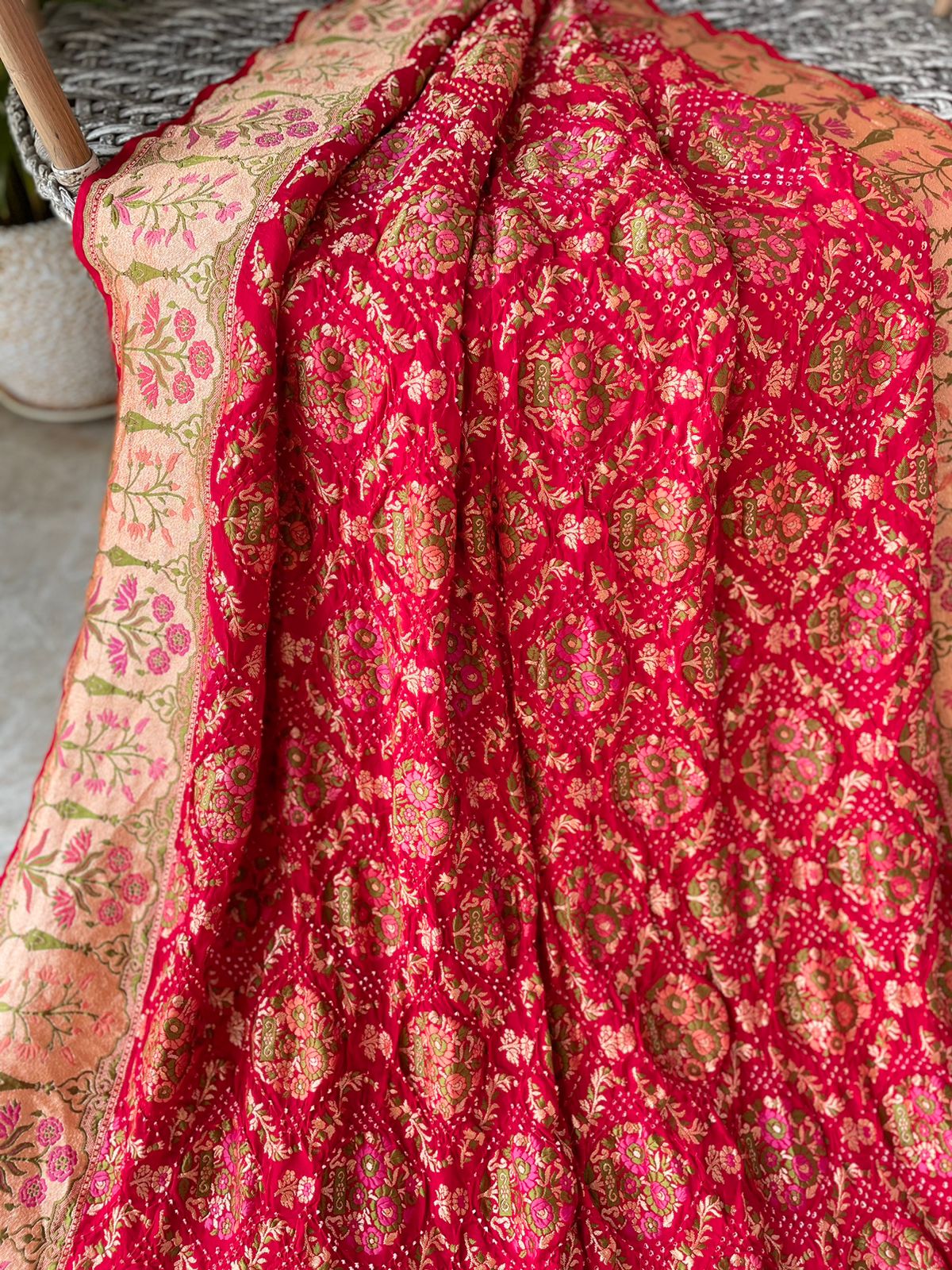 Mitali - Bond Between Friendship Meenakari Motif Saree