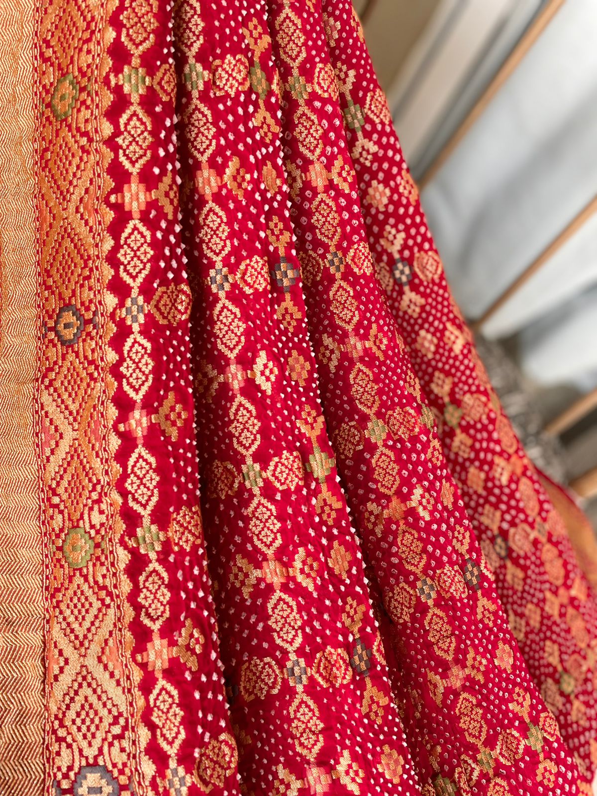 Saira - An Enchanting Princess Meenakari Saree