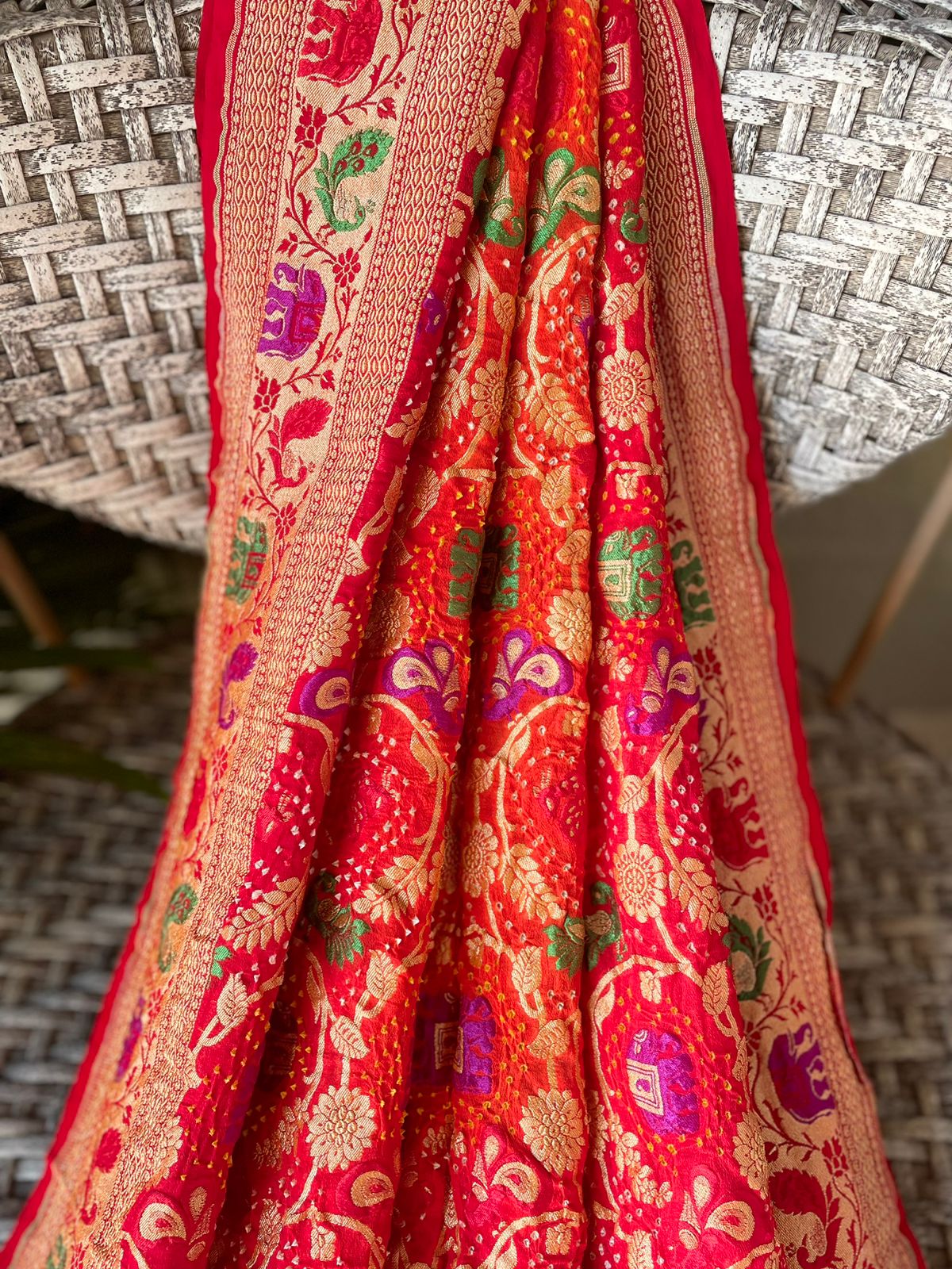 Anvika - The Definition Of Beauty Meenakari Motif Dupatta