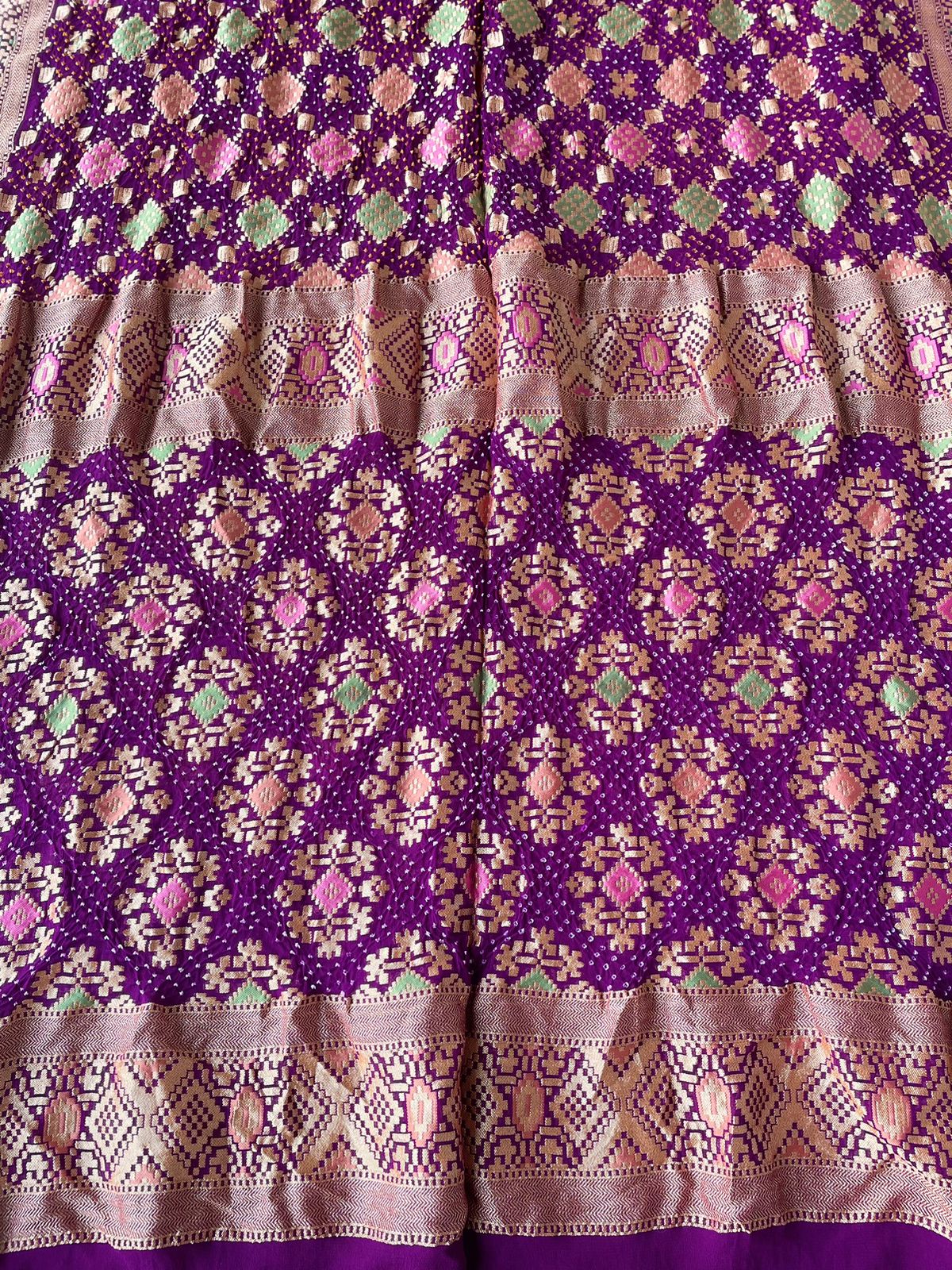 Ruhi - One with a Beautiful Soul Meenakari Saree