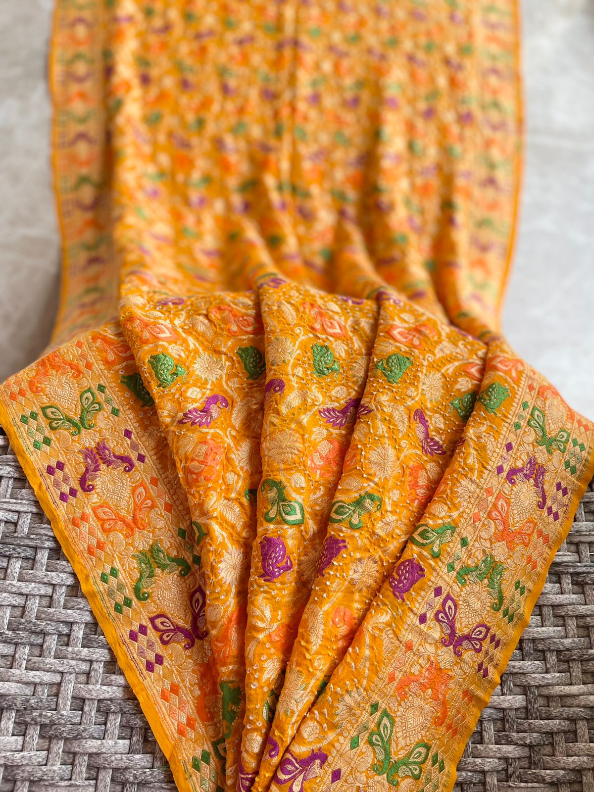 Aditi - Free and Unbounded Meenakari Motif Saree