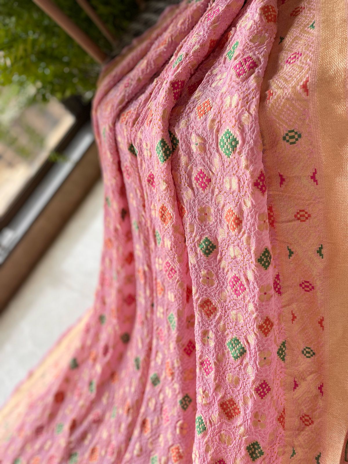 Ahaana - Ray of Morning Glory Meenakari Saree