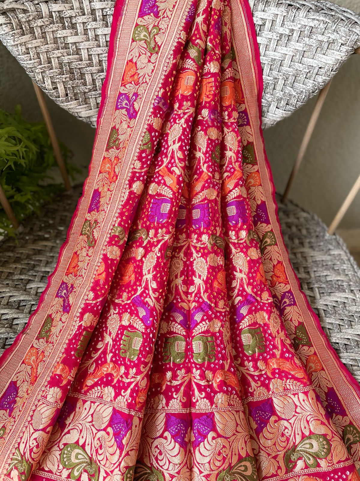 Anamika - Ring Finger Meenakari Motif Dupatta