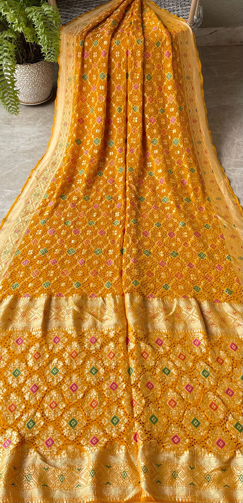 Nazaakat - The Expression of Love Meenakari Saree
