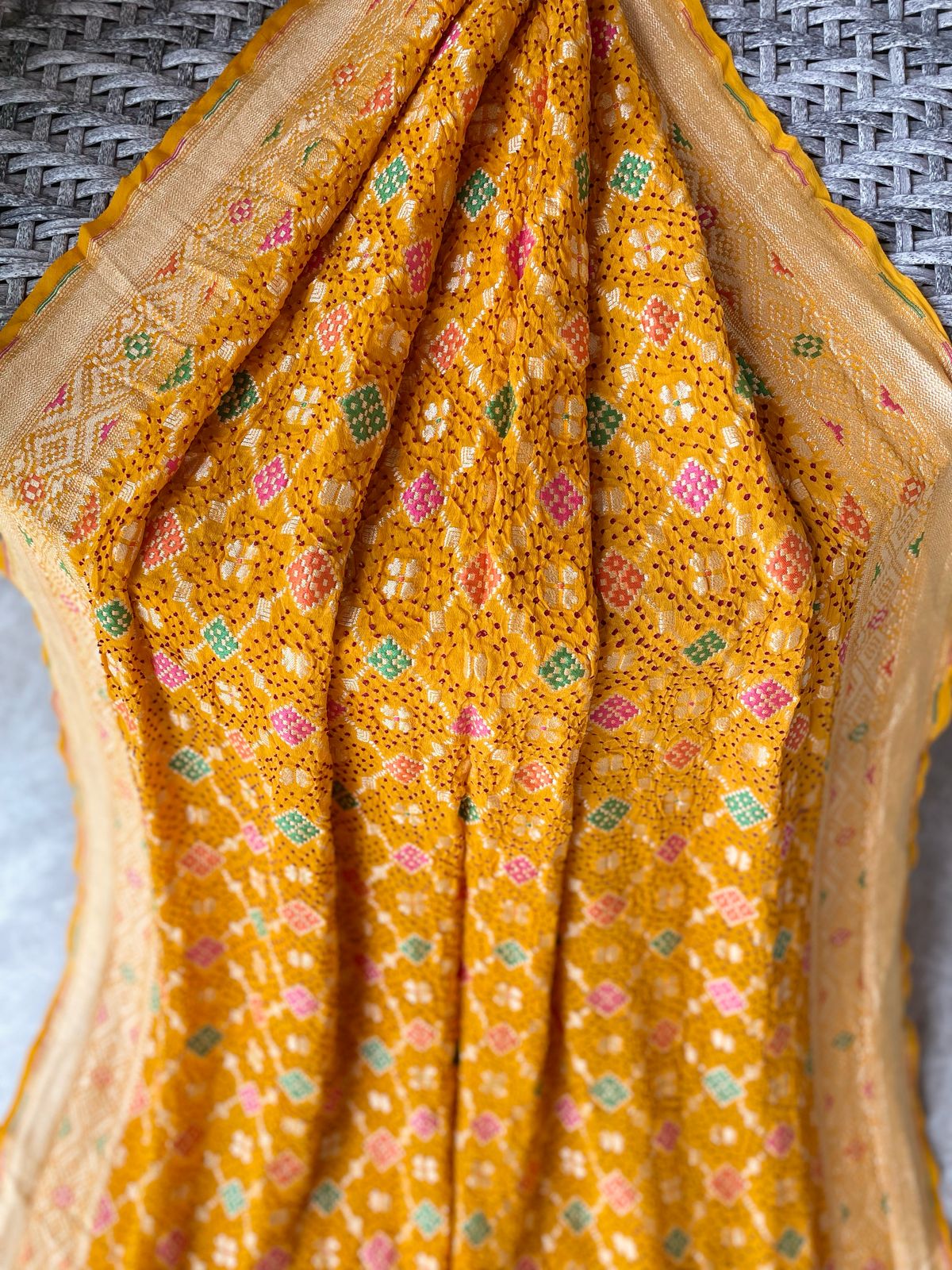 Nazaakat - The Expression of Love Meenakari Saree