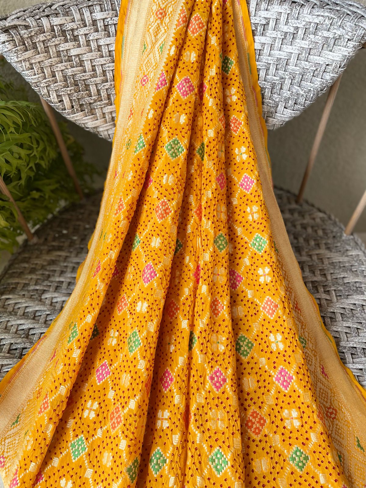 Nazaakat - The Expression of Love Meenakari Saree