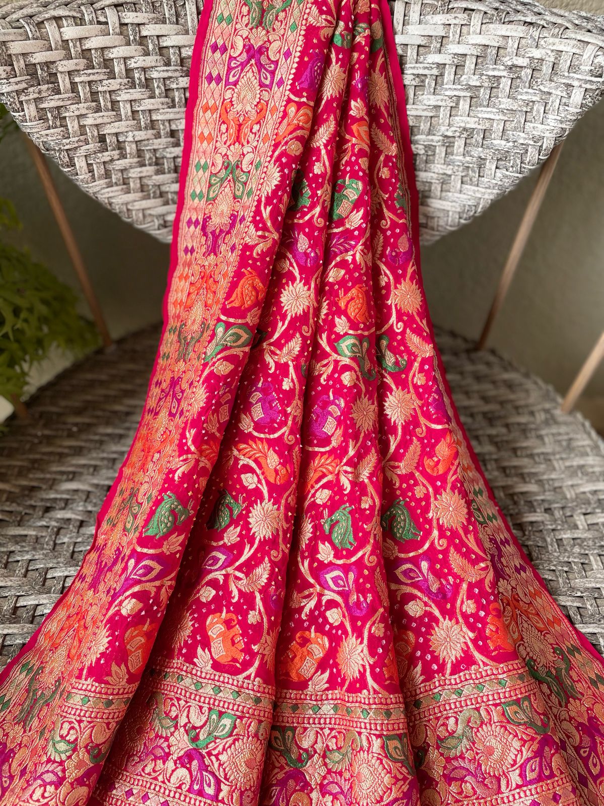 Itisha - Beautiful Meenakari Motif Dupatta