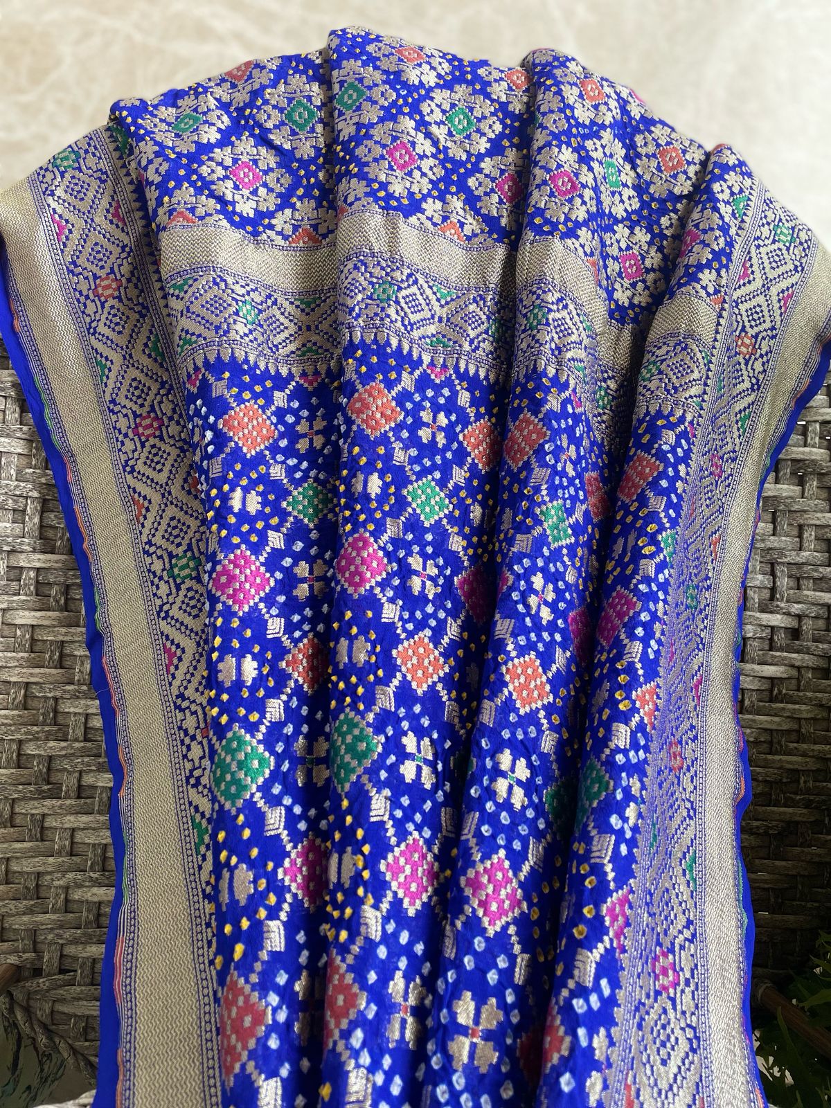 Noor - The Eternal Divinity Meenakari Dupatta