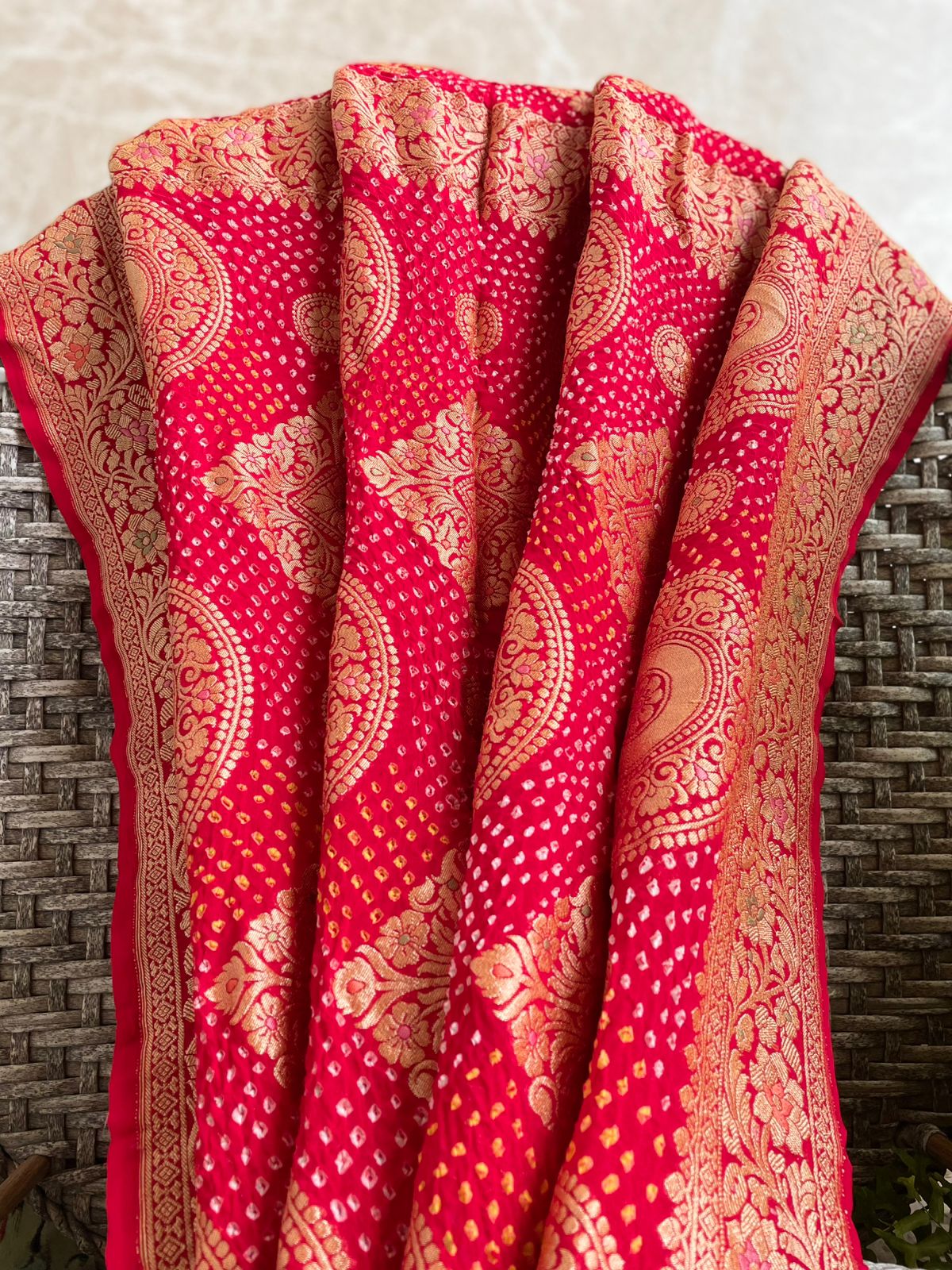 Chitra - The Picturesque Meenakari Motif Dupatta