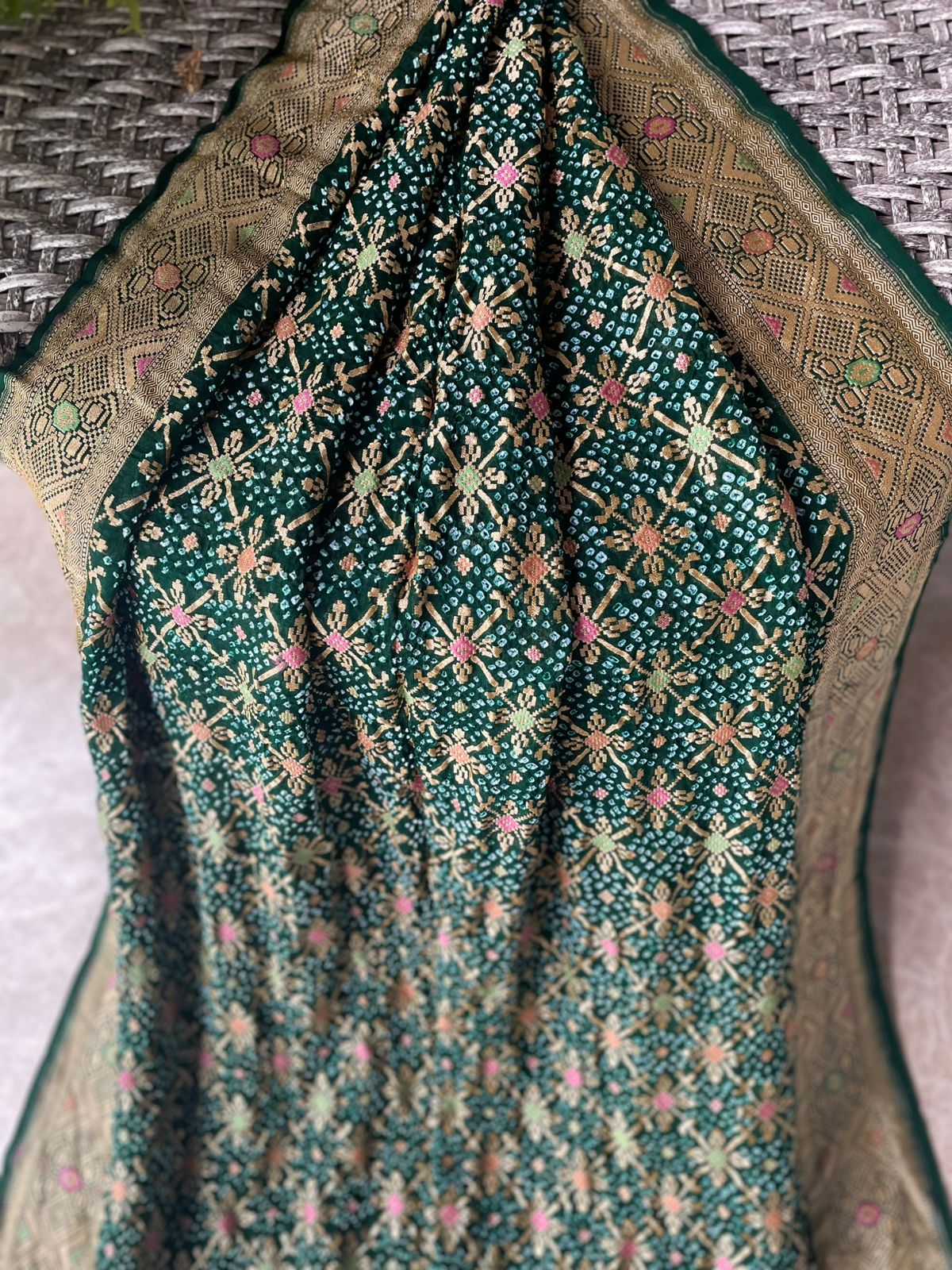 Vidya - Knowledge Meenakari Saree