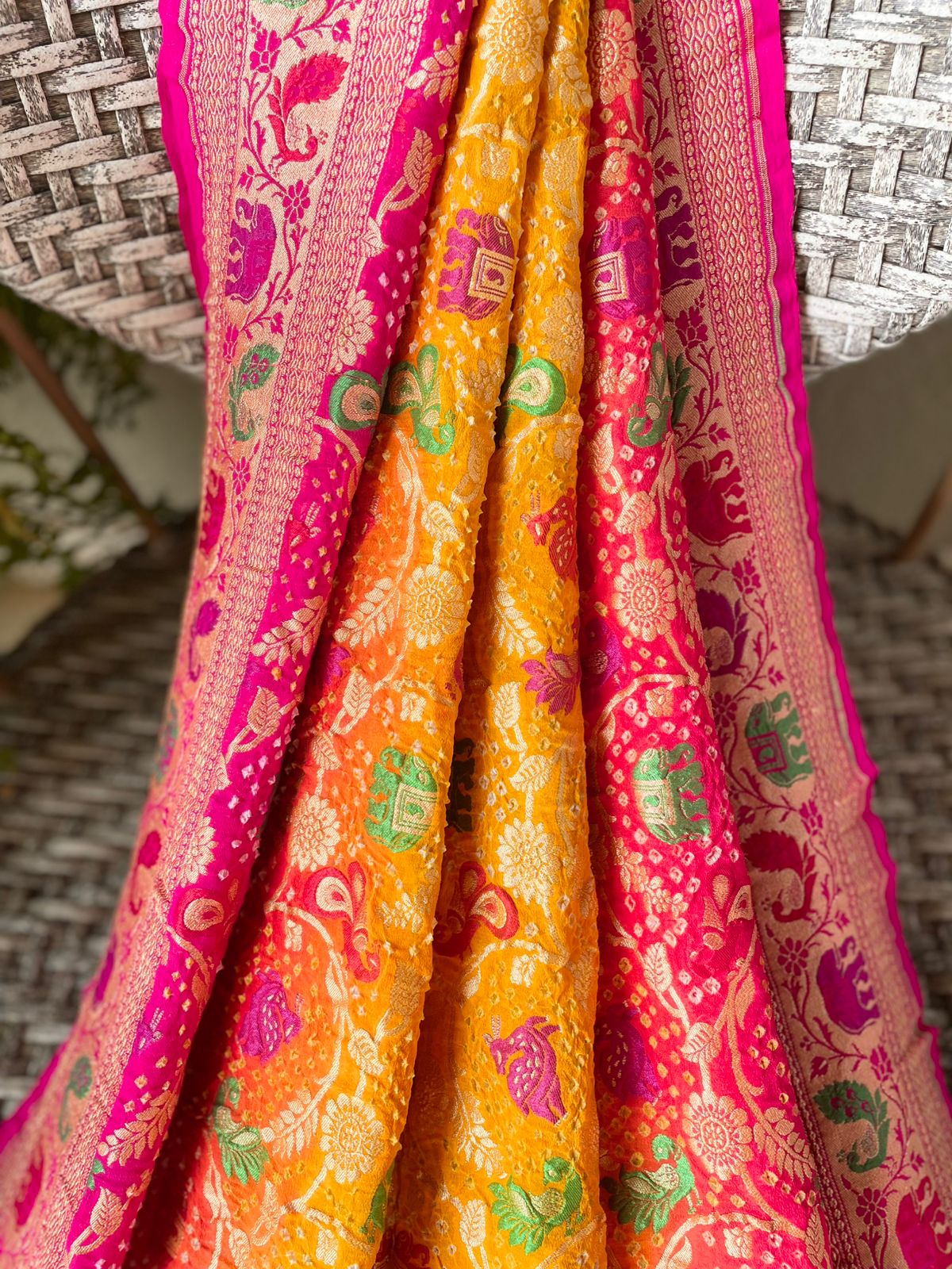 Lata - A Vine Meenakari Motif Saree
