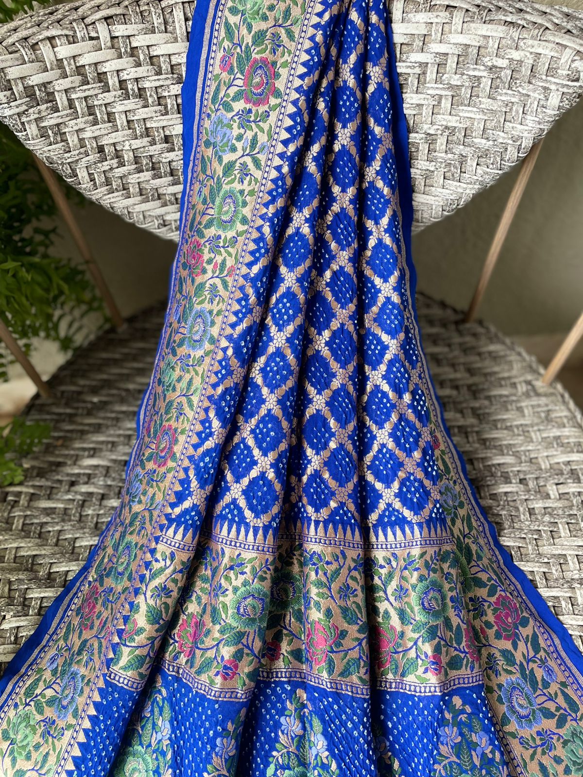 Rithvi - The Beauty Of Colours Meenakari Motif Dupatta