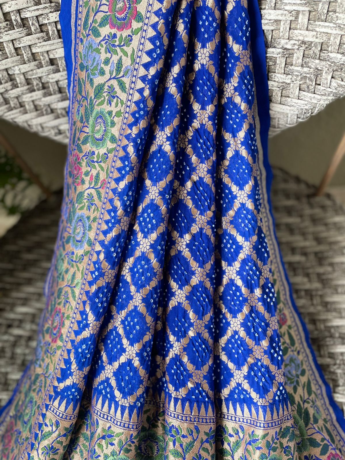 Rithvi - The Beauty Of Colours Meenakari Motif Dupatta