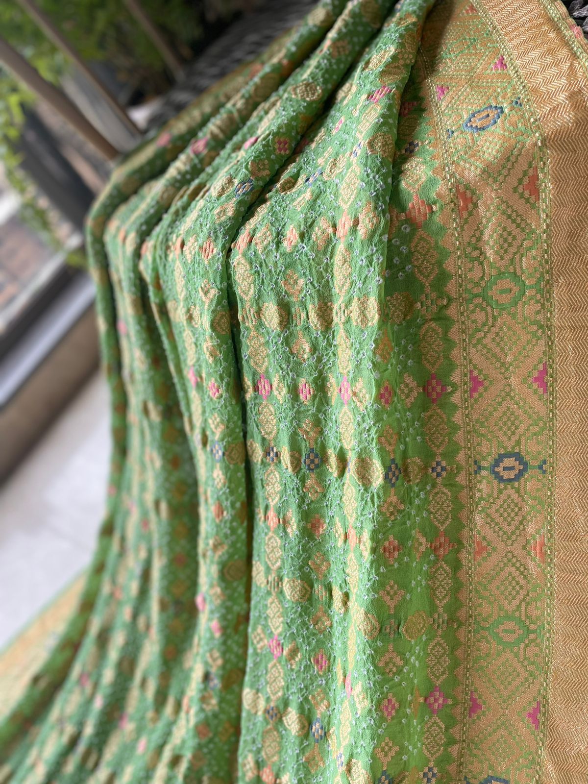 Nazaakat - The Expression of Love Meenakari Saree