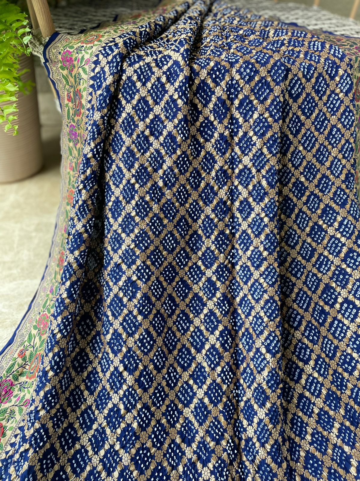 Diti - Brilliance Meenakari Motif Saree
