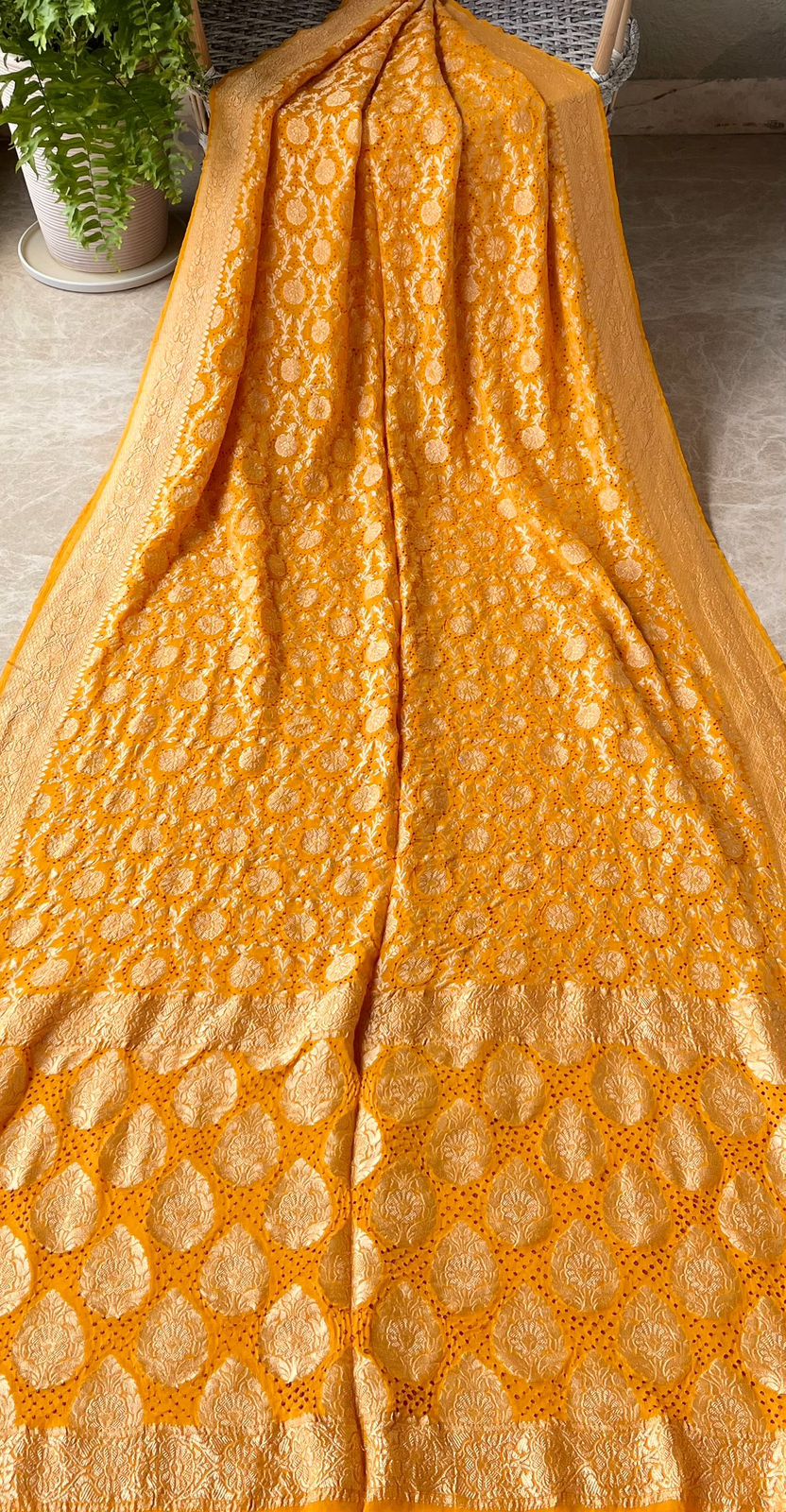 Mihika - Dew Drops Saree