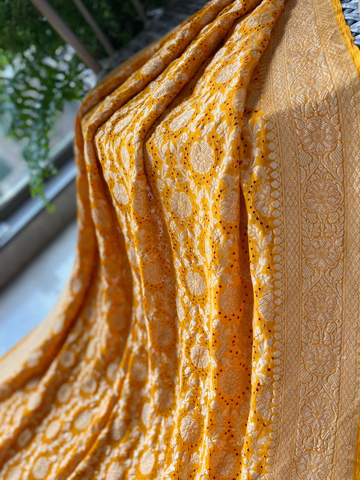 Mihika - Dew Drops Saree